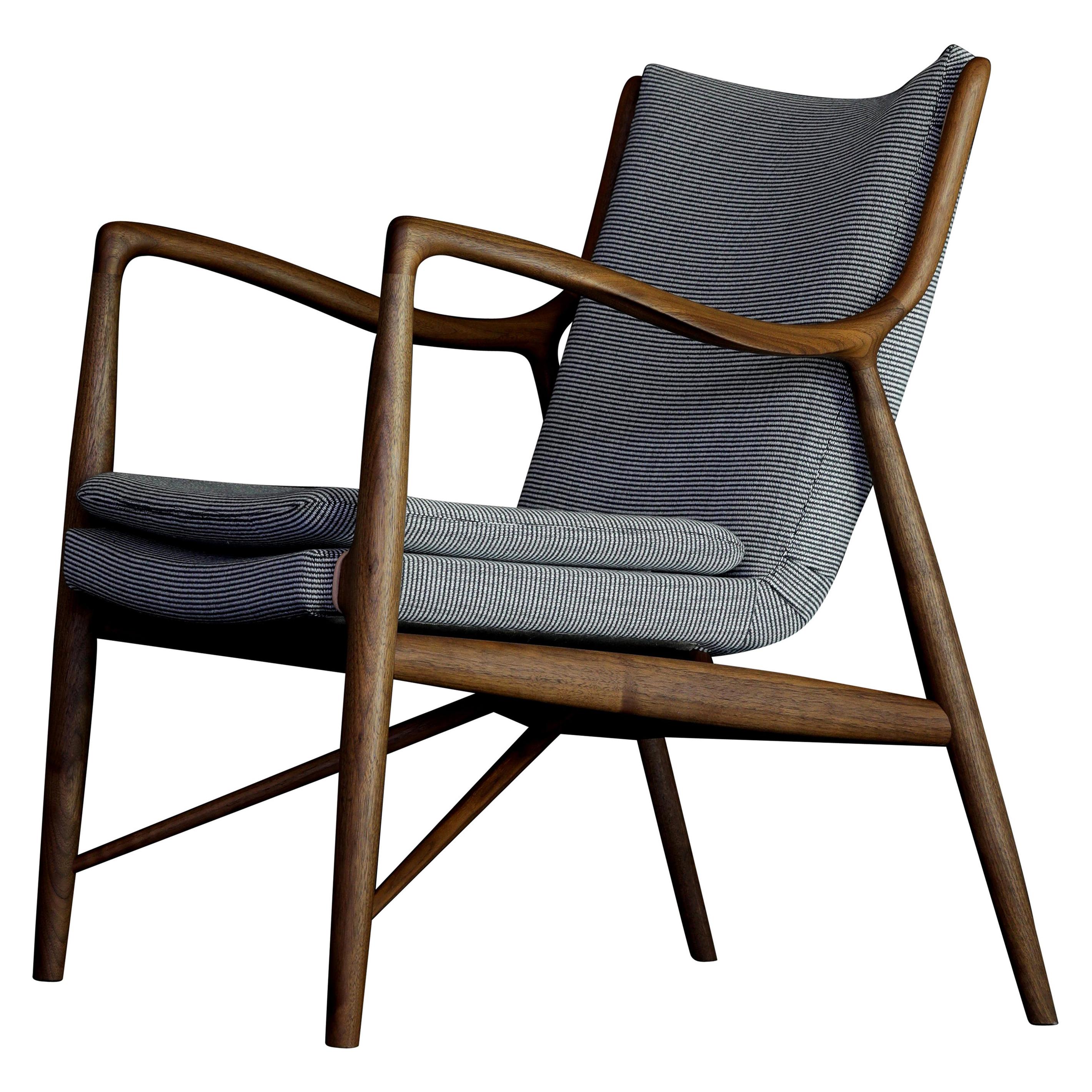 Finn Juhl 45 Chair, Wood and Fuse Fabric For Sale at 1stDibs