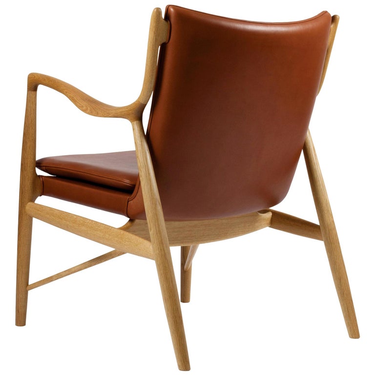 Finn Juhl 45 Chair, Wood and Leather by House of Finn Juhl For Sale at  1stDibs