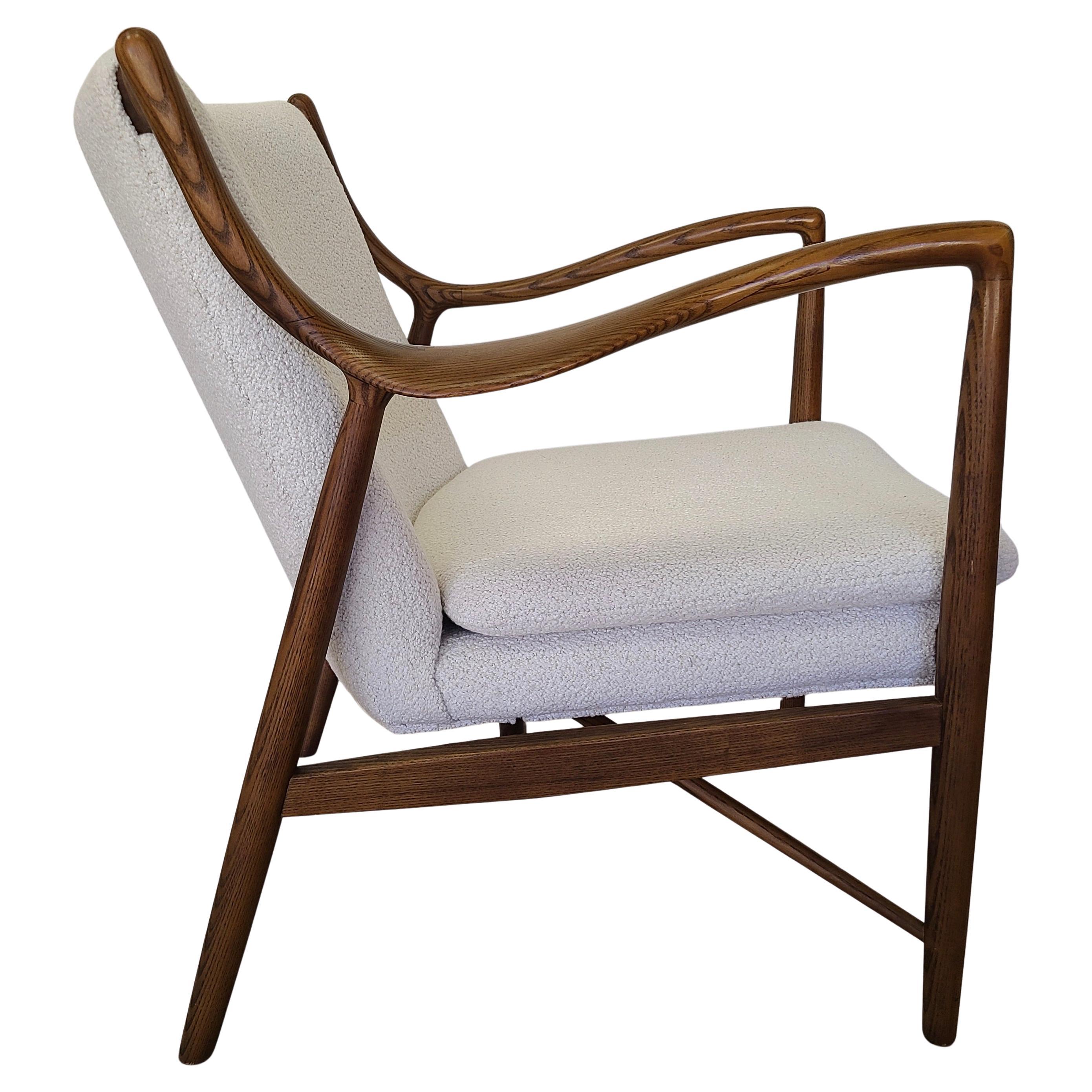 Bouclé Finn Juhl 45 Lounge Chair by JG Furniture Ash and Boucle' For Sale