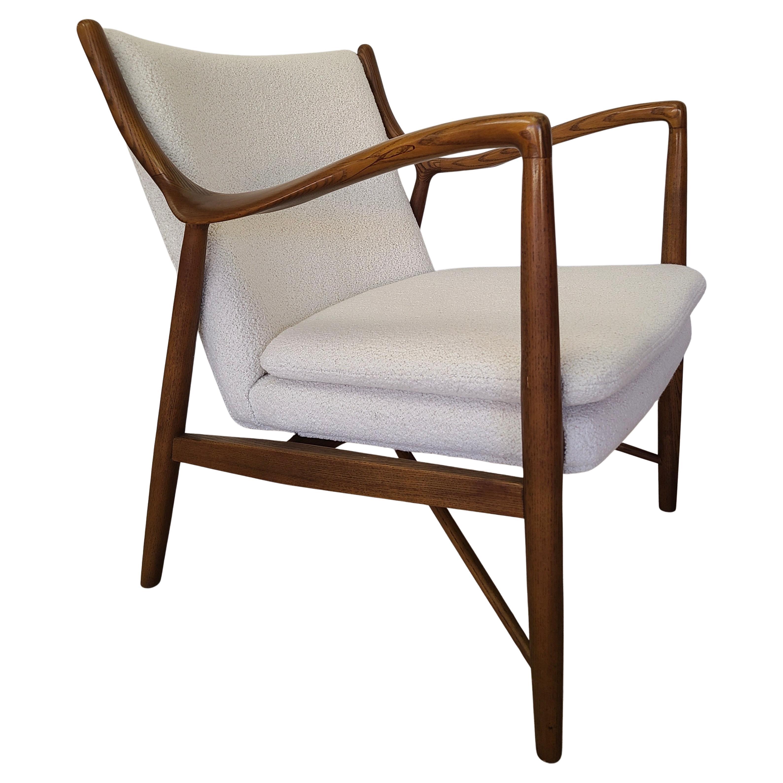 Finn Juhl 45 Lounge Chair by JG Furniture Ash and Boucle' For Sale 4