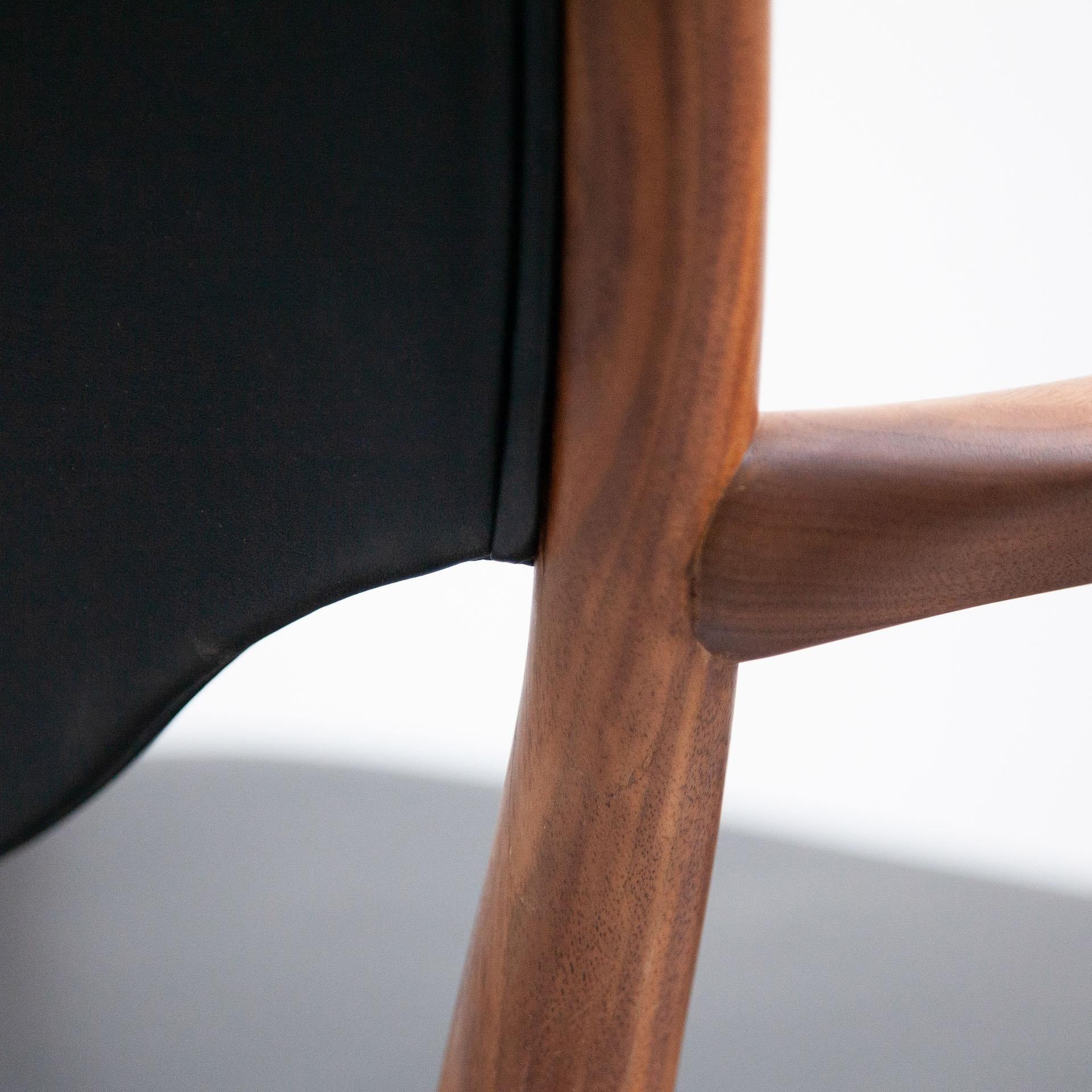Contemporary Finn Juhl 46 Chair Armrests, Wood and Elegance Black Leather