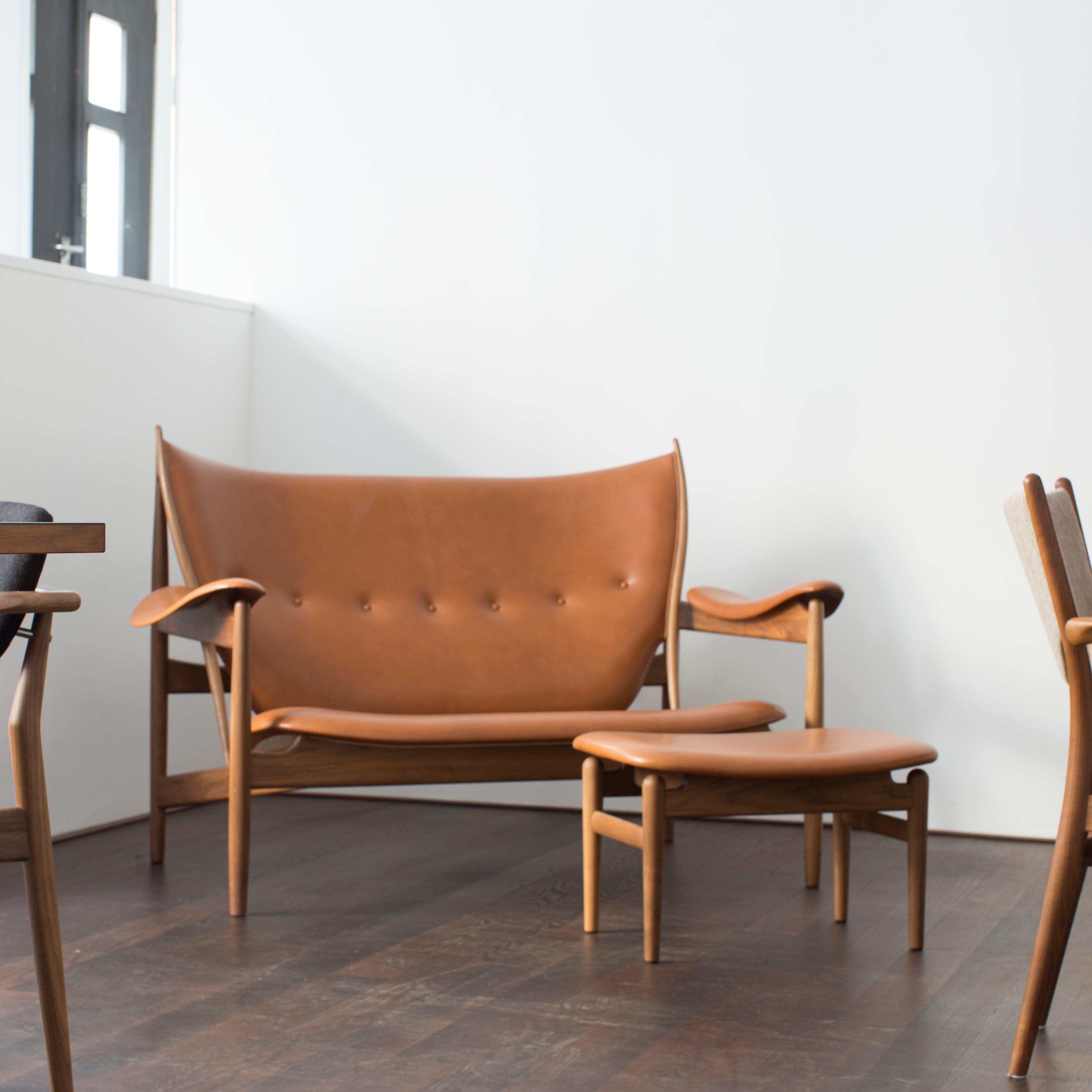Finn Juhl 46 Chair Armrests, Walnut, Vegetal Nature 1