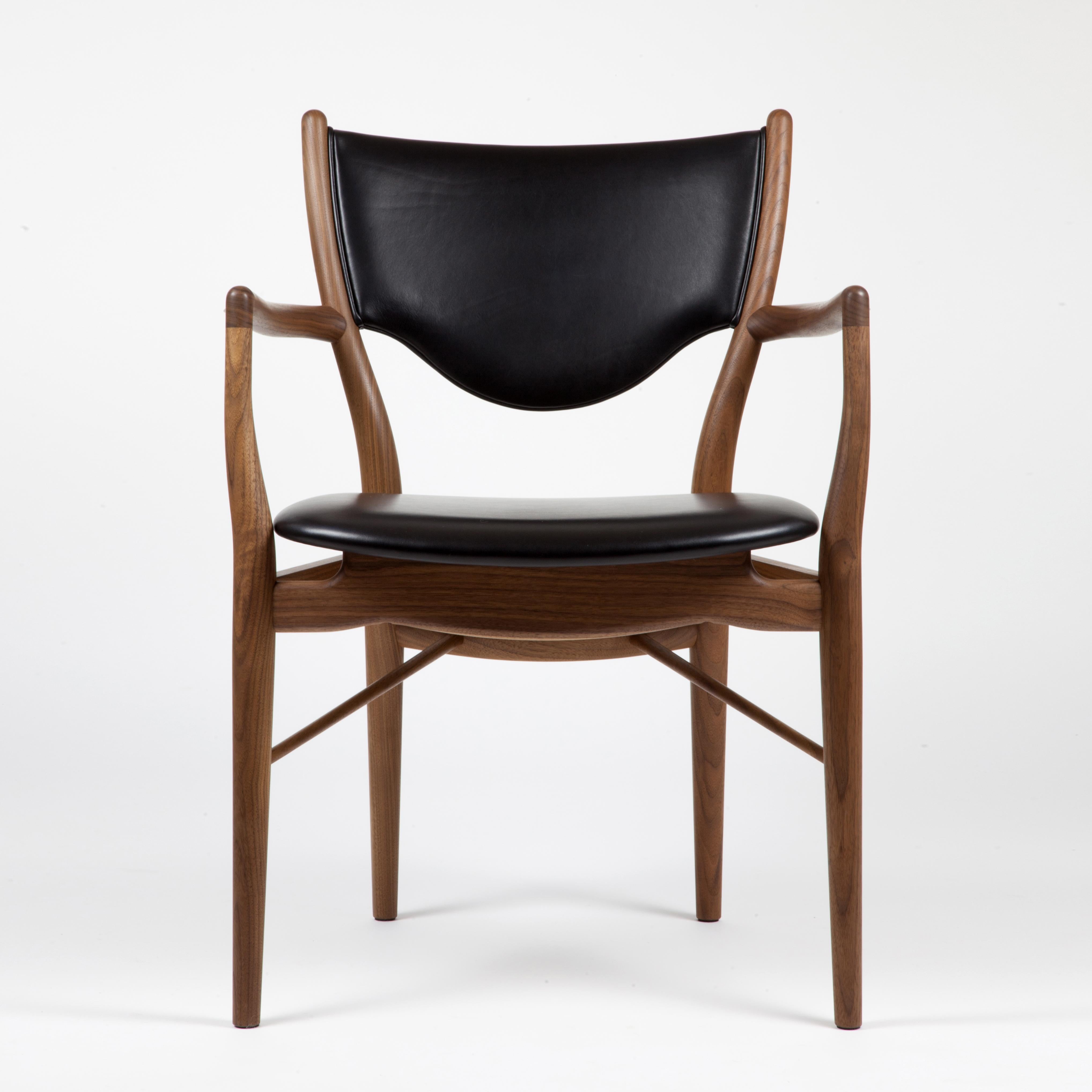 Modern Finn Juhl 46 Chair Armrests, Wood and Elegance Black Leather