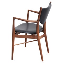 Finn Juhl 46 Chair Armrests, Wood and Elegance Black Leather