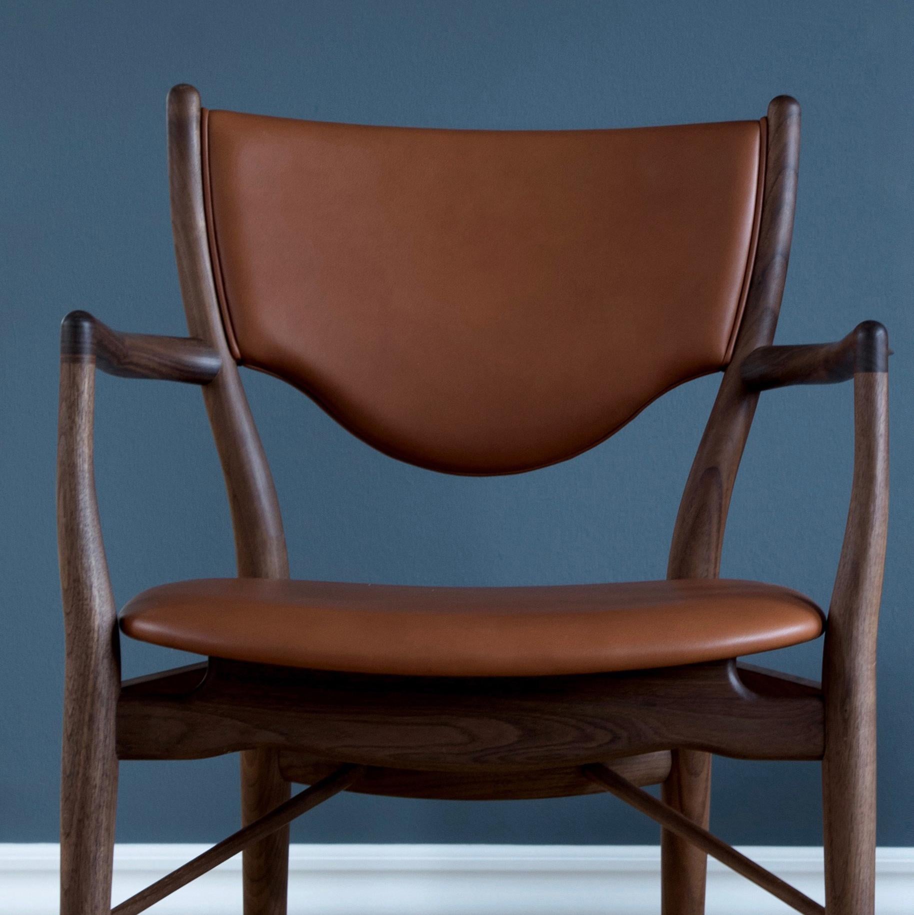 Modern Finn Juhl 46 Chair Armrests, Wood and Leather
