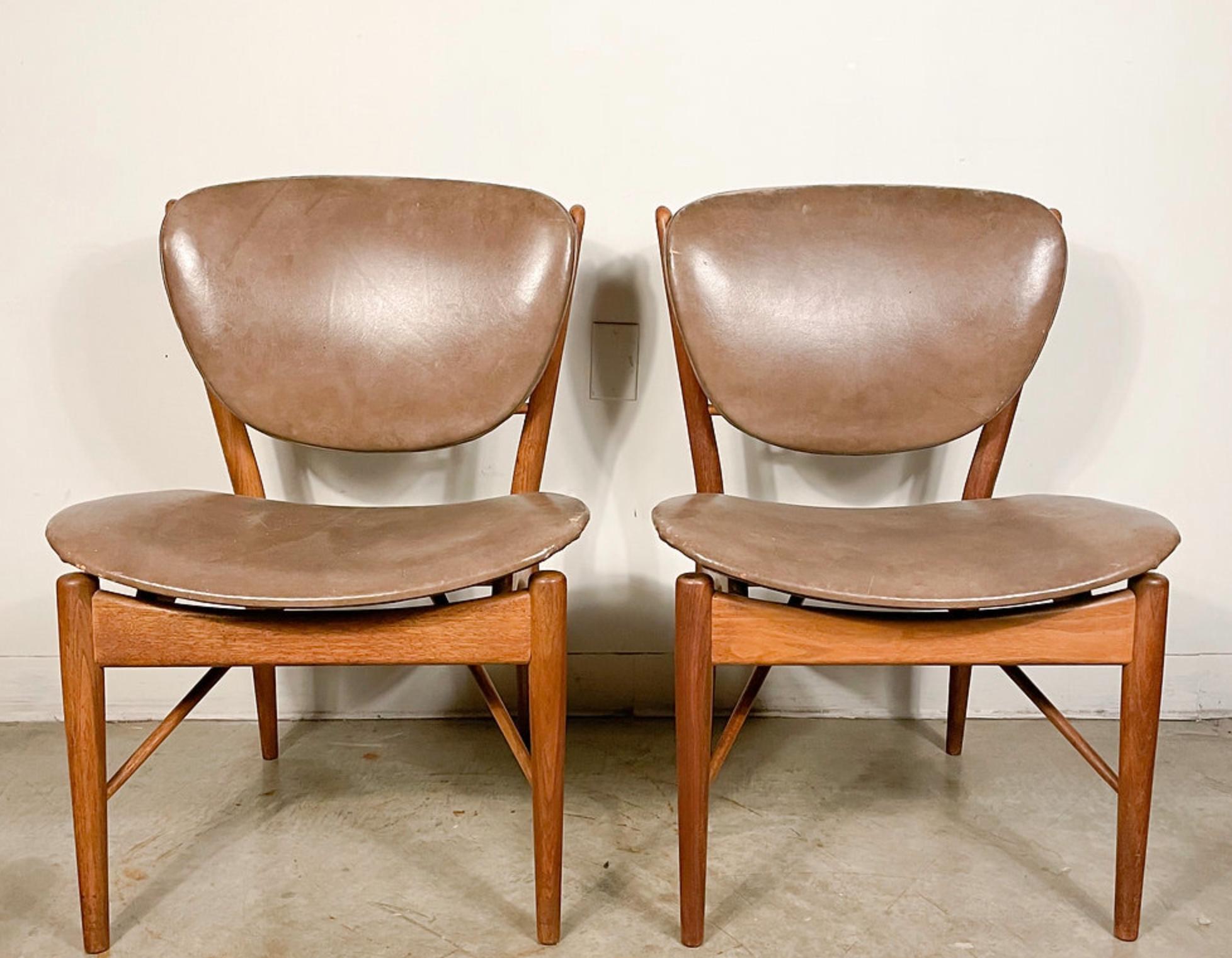 Mid-Century Modern Finn Juhl 51 Chairs by Baker in Walnut