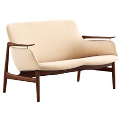 Finn Juhl 53 Sofa Walnut Watercolor Soft Linen V05 by House of Finn Juhl