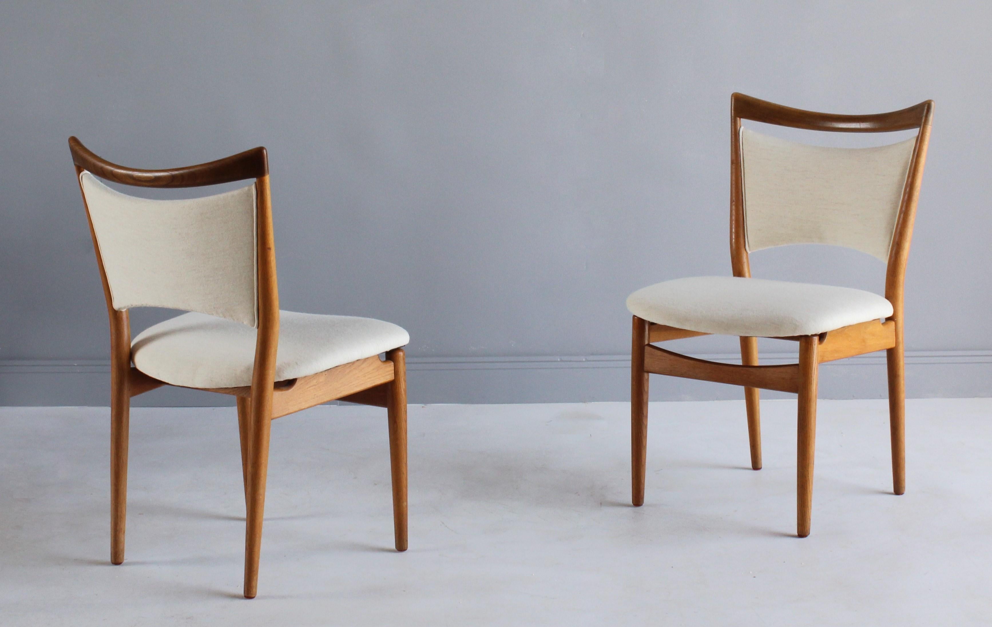 Danish Finn Juhl, 6 Dining Chairs, Oak, Handwoven Fabric, Søren Willadsen, 1956