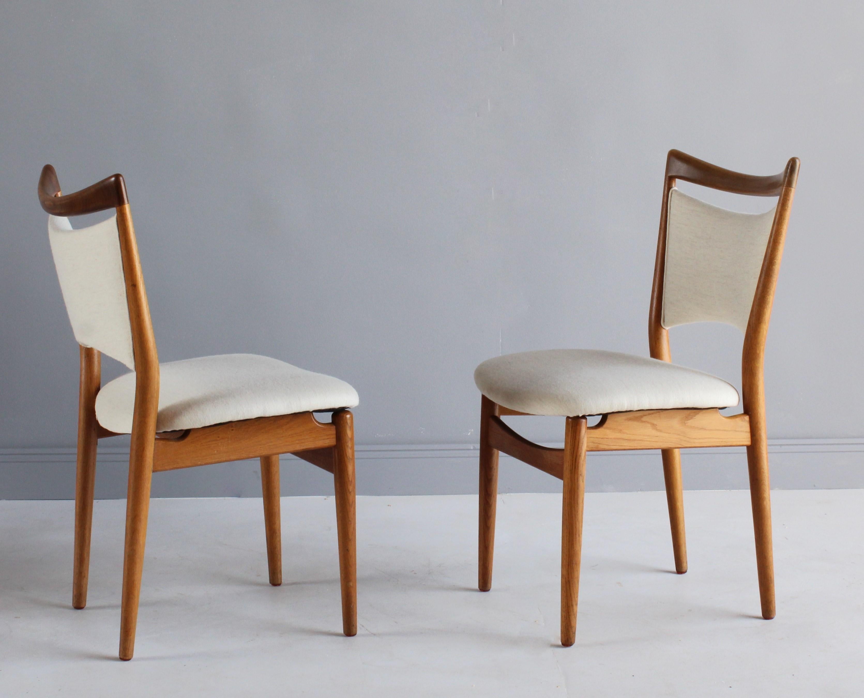 Finn Juhl, 6 Dining Chairs, Oak, Handwoven Fabric, Søren Willadsen, 1956 1
