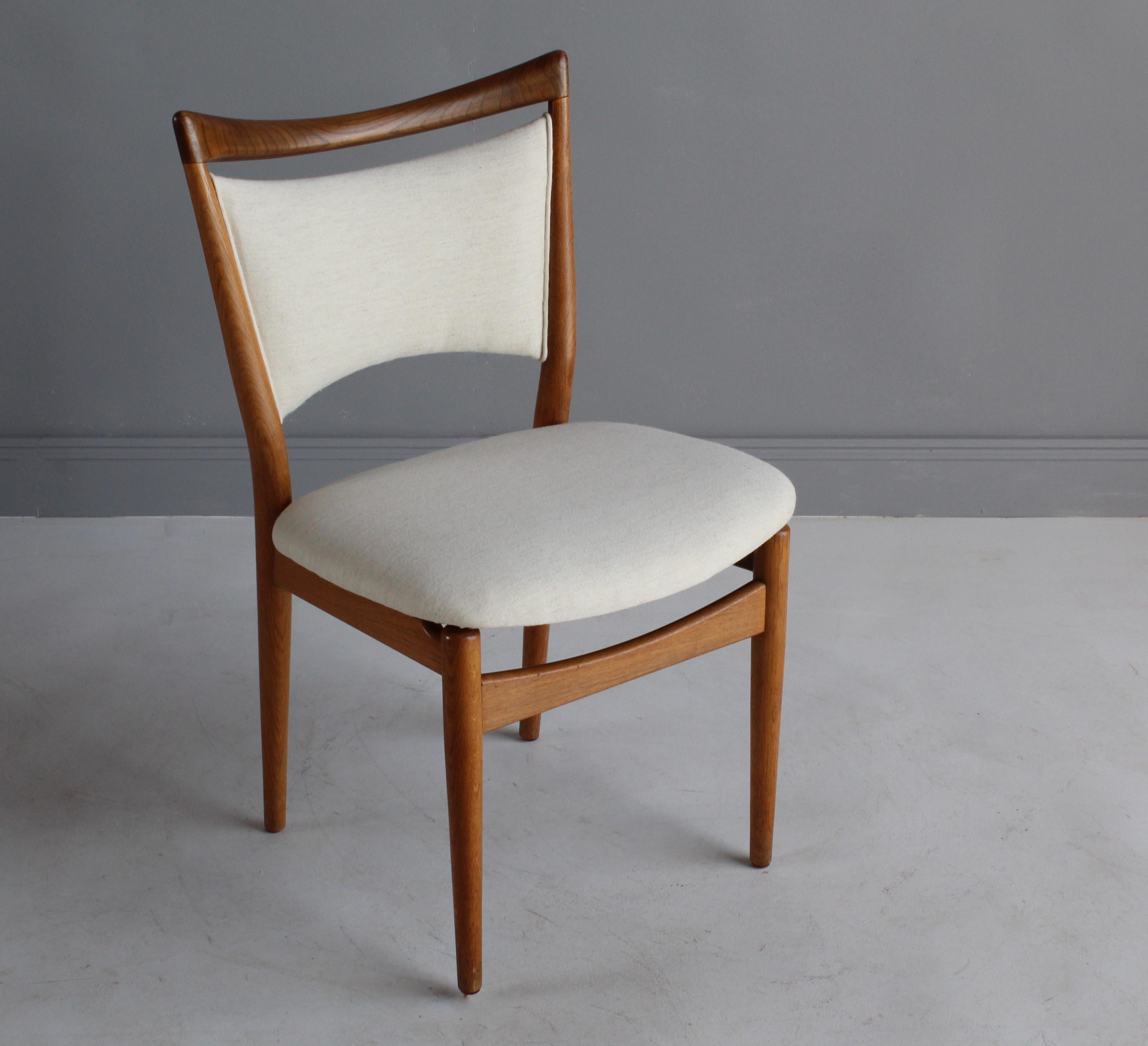 Finn Juhl, 6 Dining Chairs, Oak, Handwoven Fabric, Søren Willadsen, 1956 2
