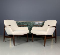 Finn Juhl, a Pair of NV 53 Armchairs from Niels Vodder