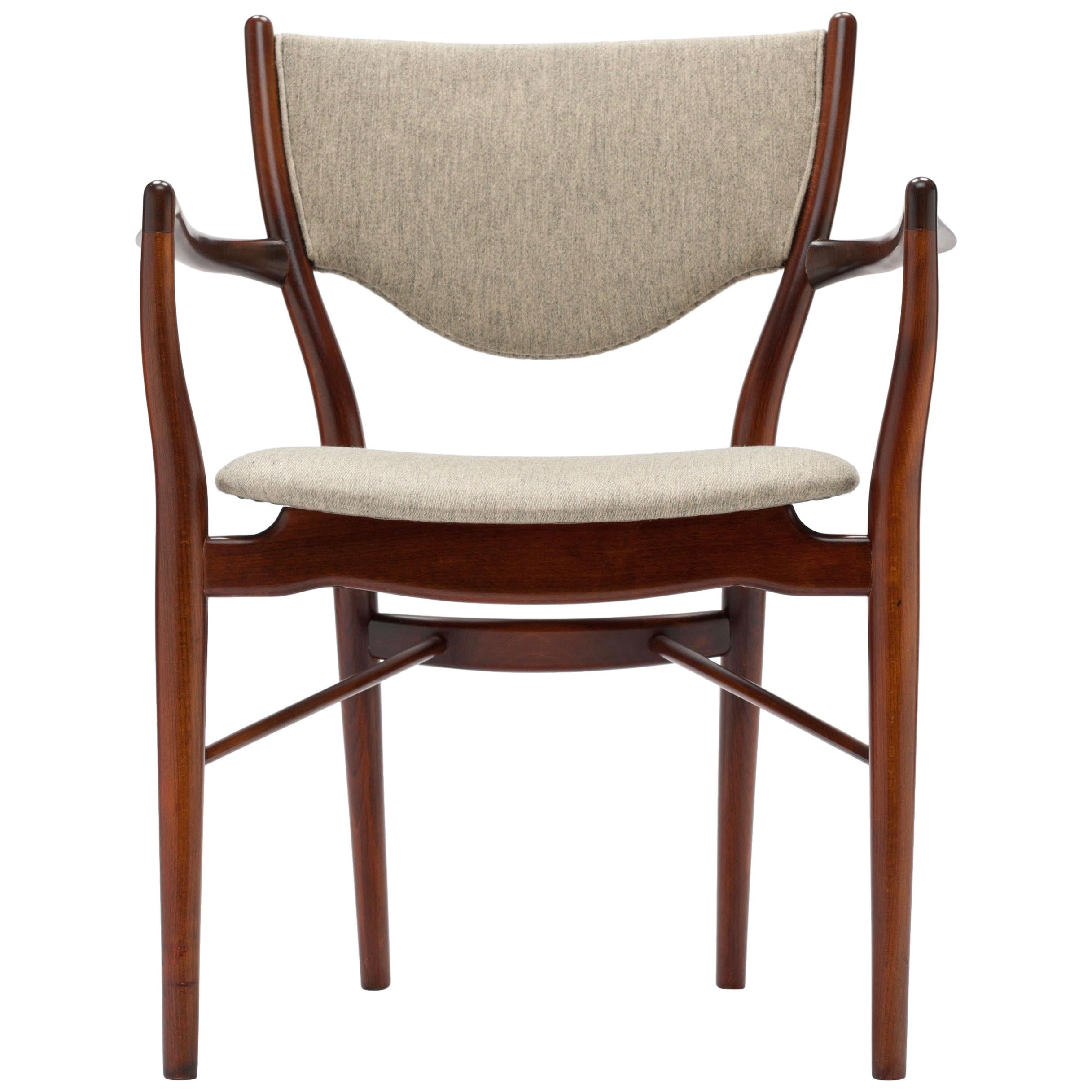 Finn Juhl Armchair BO-46 in Original Savak Fabric