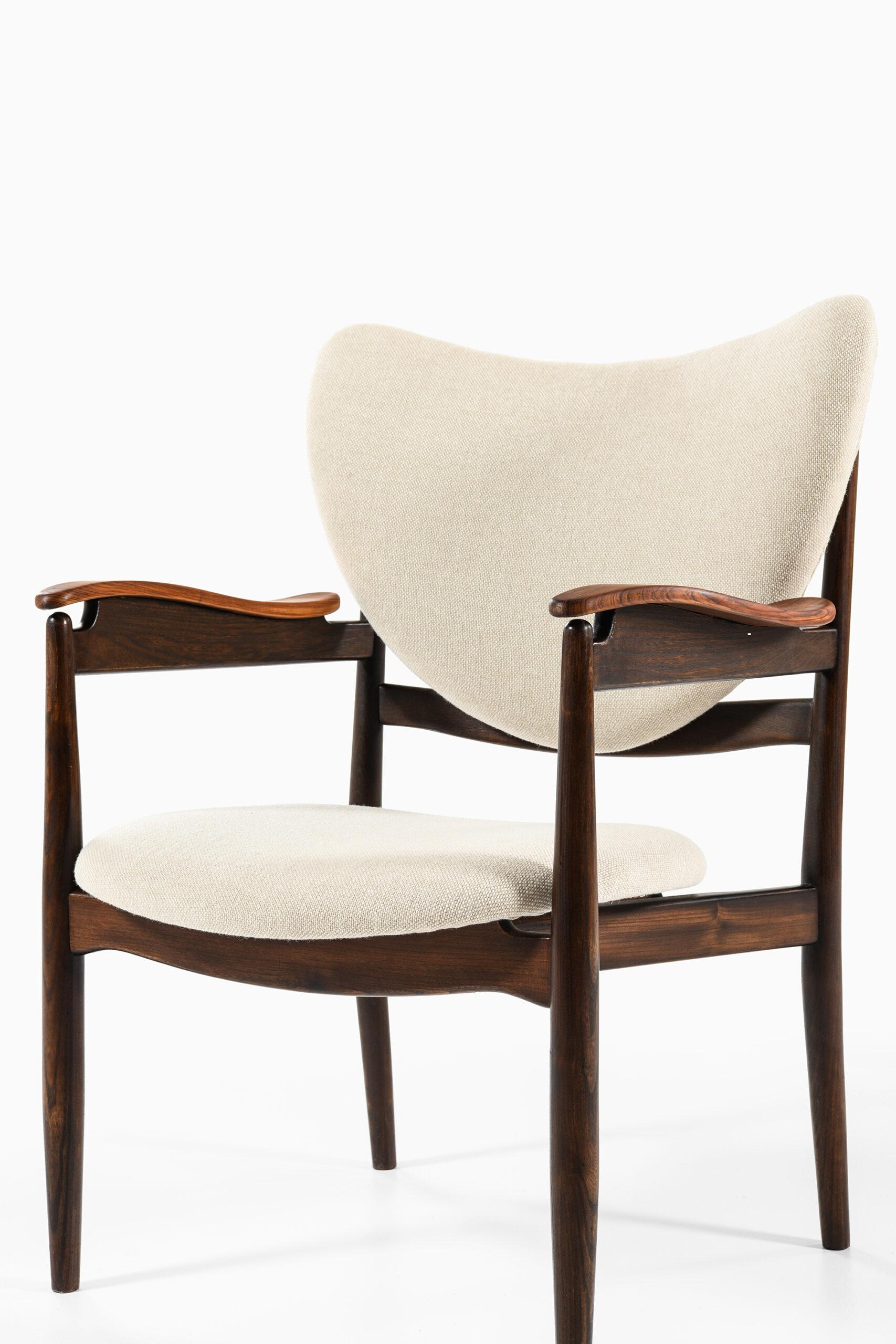 Mid-20th Century Finn Juhl Armchairs Produced by Søren Willadsen Møbelfabrik in Denmark For Sale