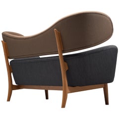 Finn Juhl 'Baker' Sofa in Oak and Black/Brown Fabric