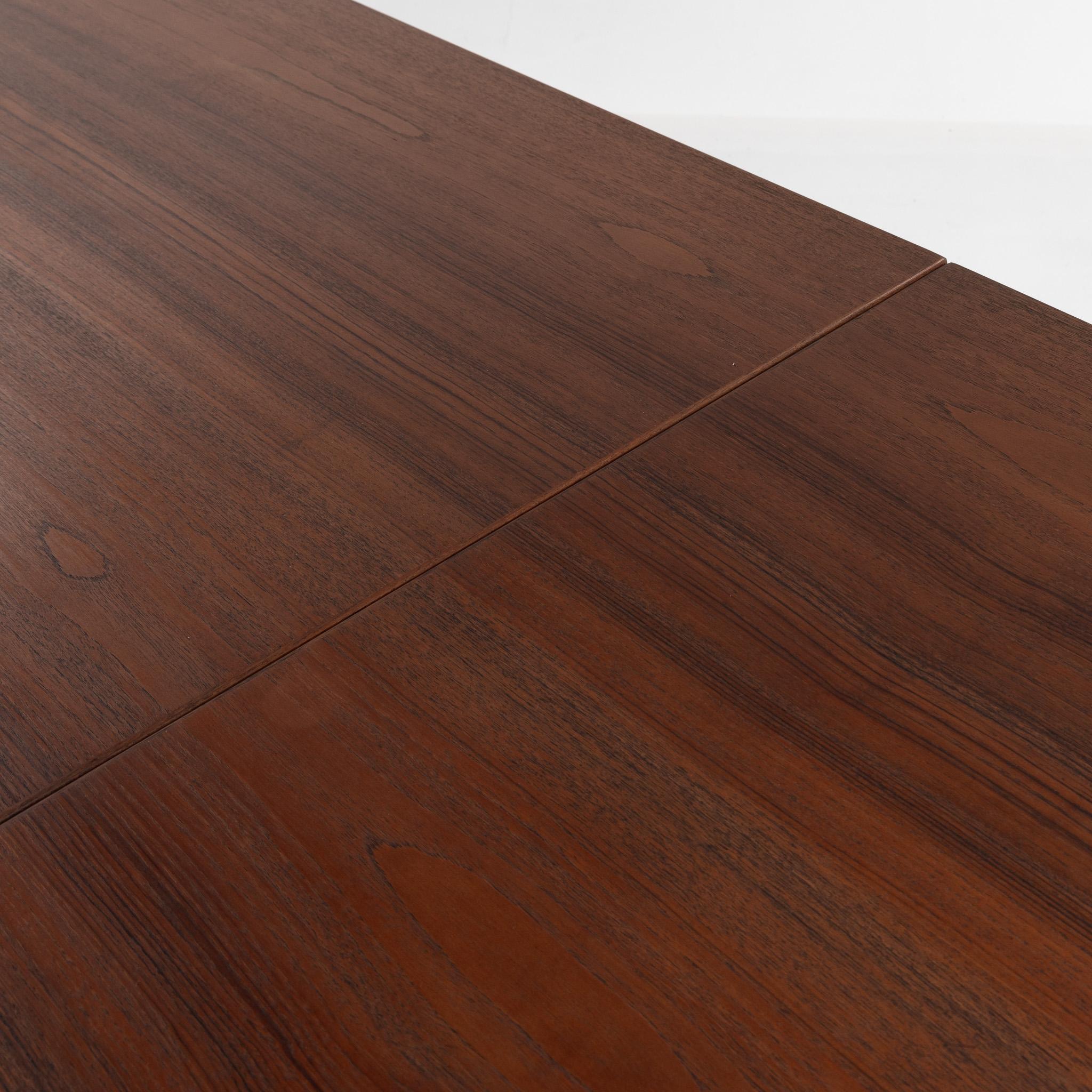 Danish Rare 'Nyhavn' desk (model BO 69) in teak by Finn Juhl
