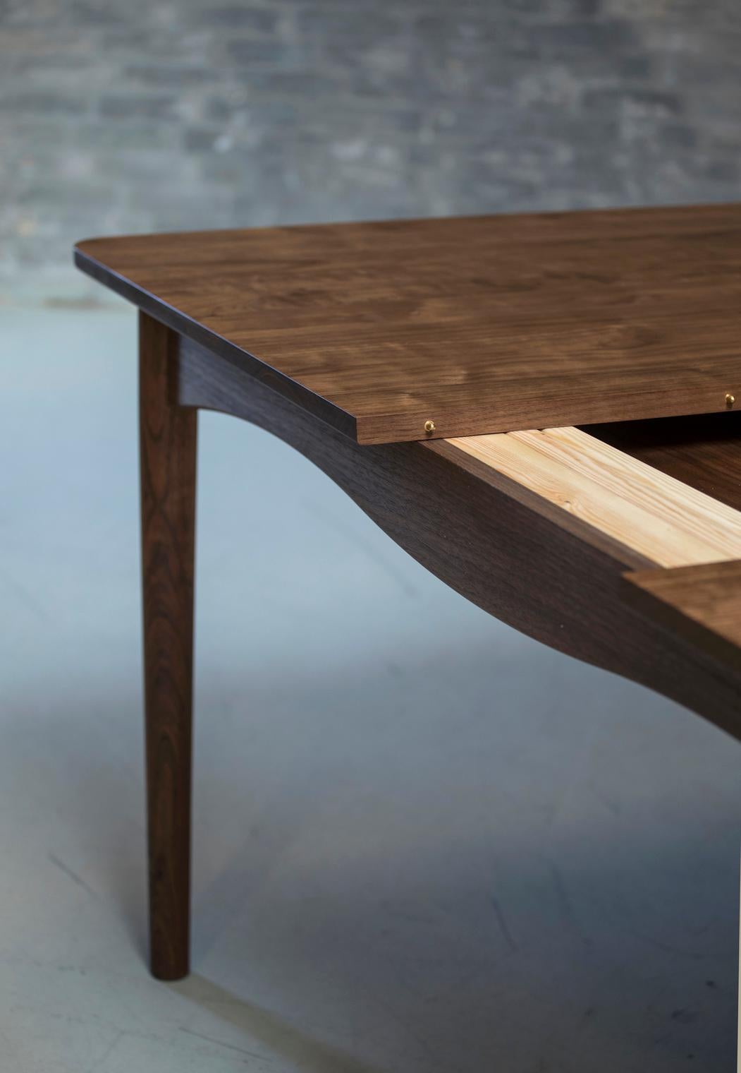 Finn Juhl Borvirke Table Wood with Extensions Leaves In New Condition In Barcelona, Barcelona