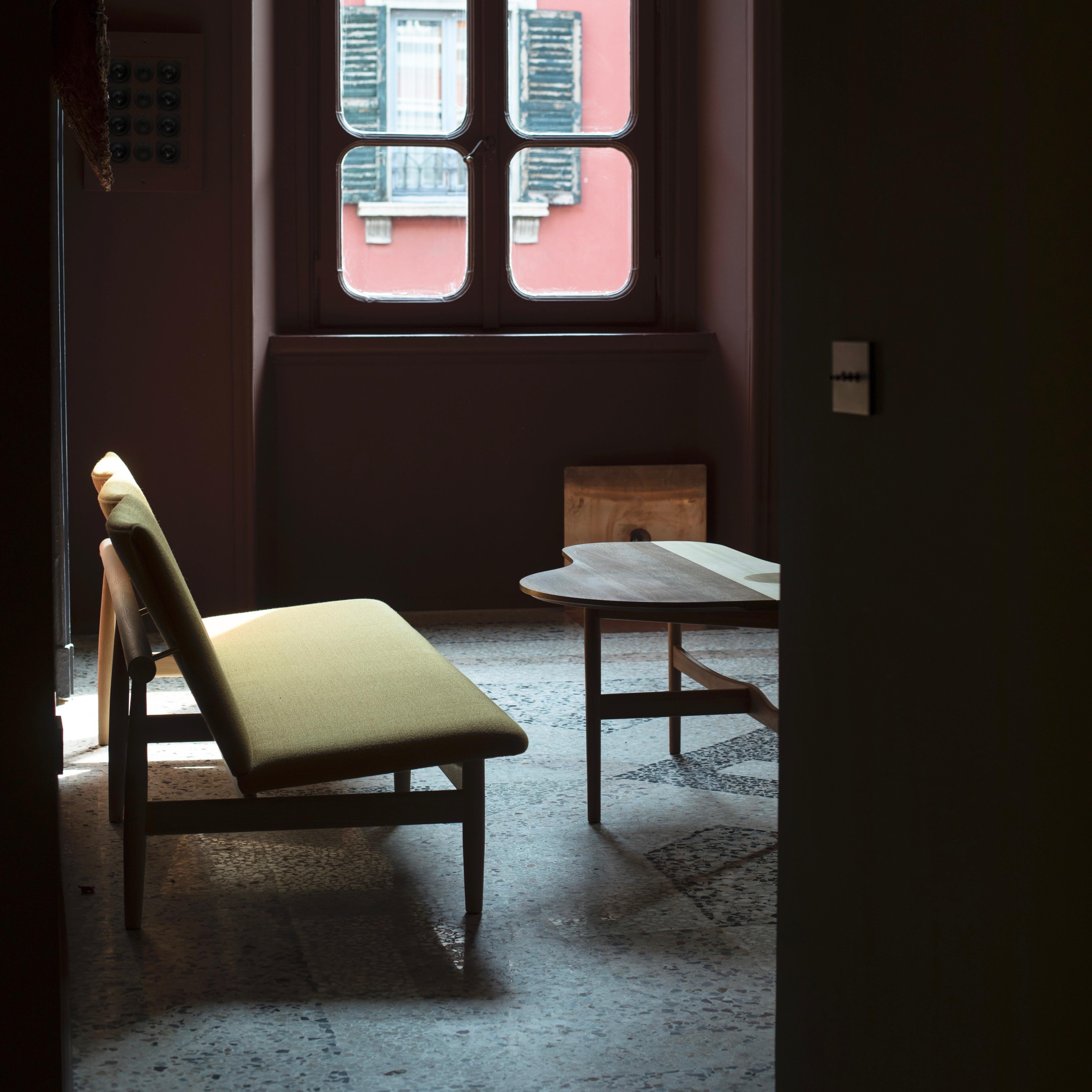 Finn Juhl Butterfly Table Wood and Brass 7