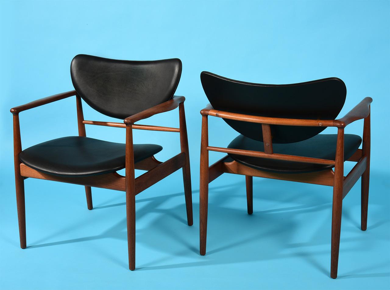 Scandinavian Modern Finn Juhl by Niels Vodder, Pair of Armchairs, Model NV48