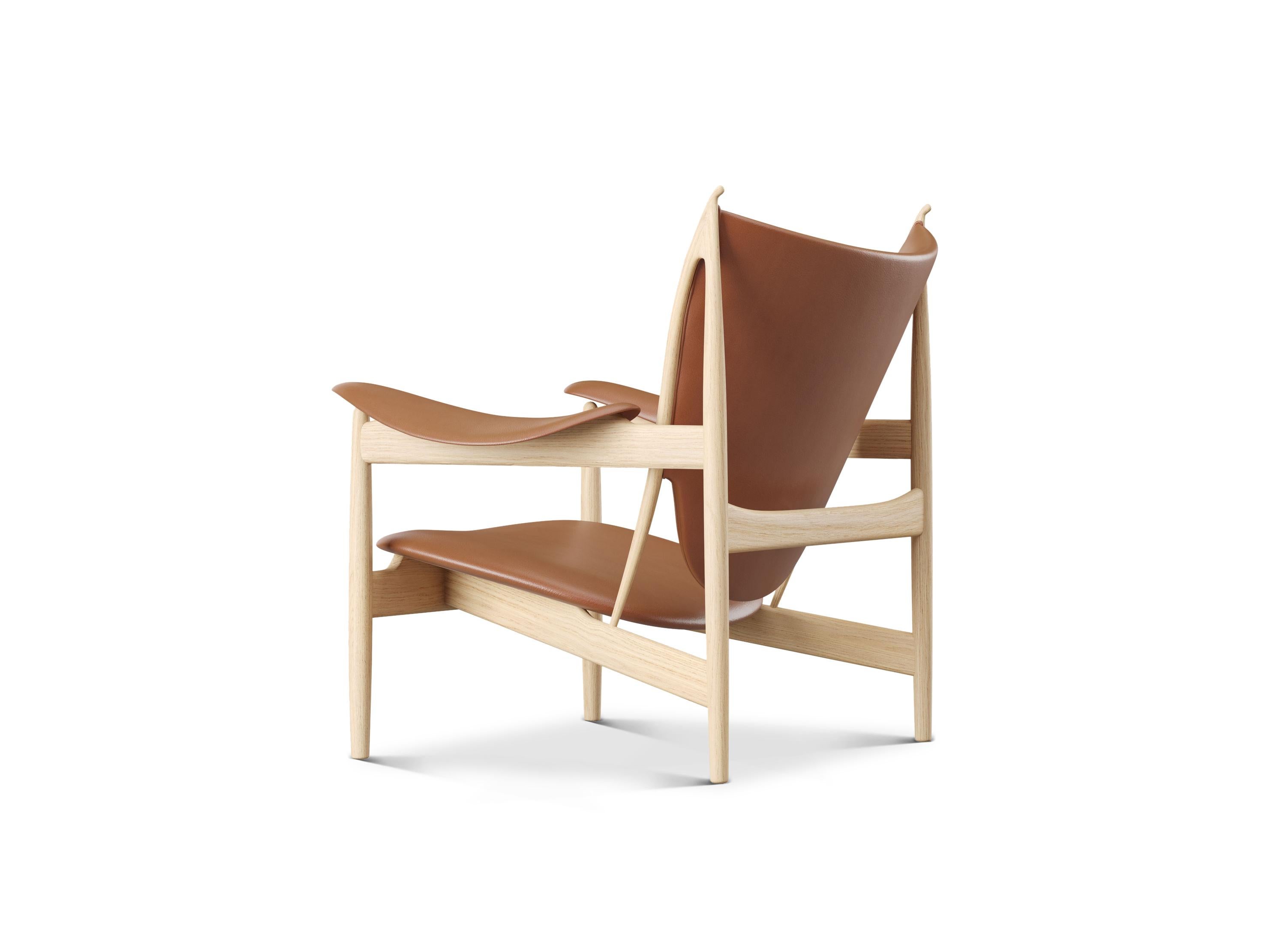 Modern Finn Juhl Chieftain Armchair Wood and Leather