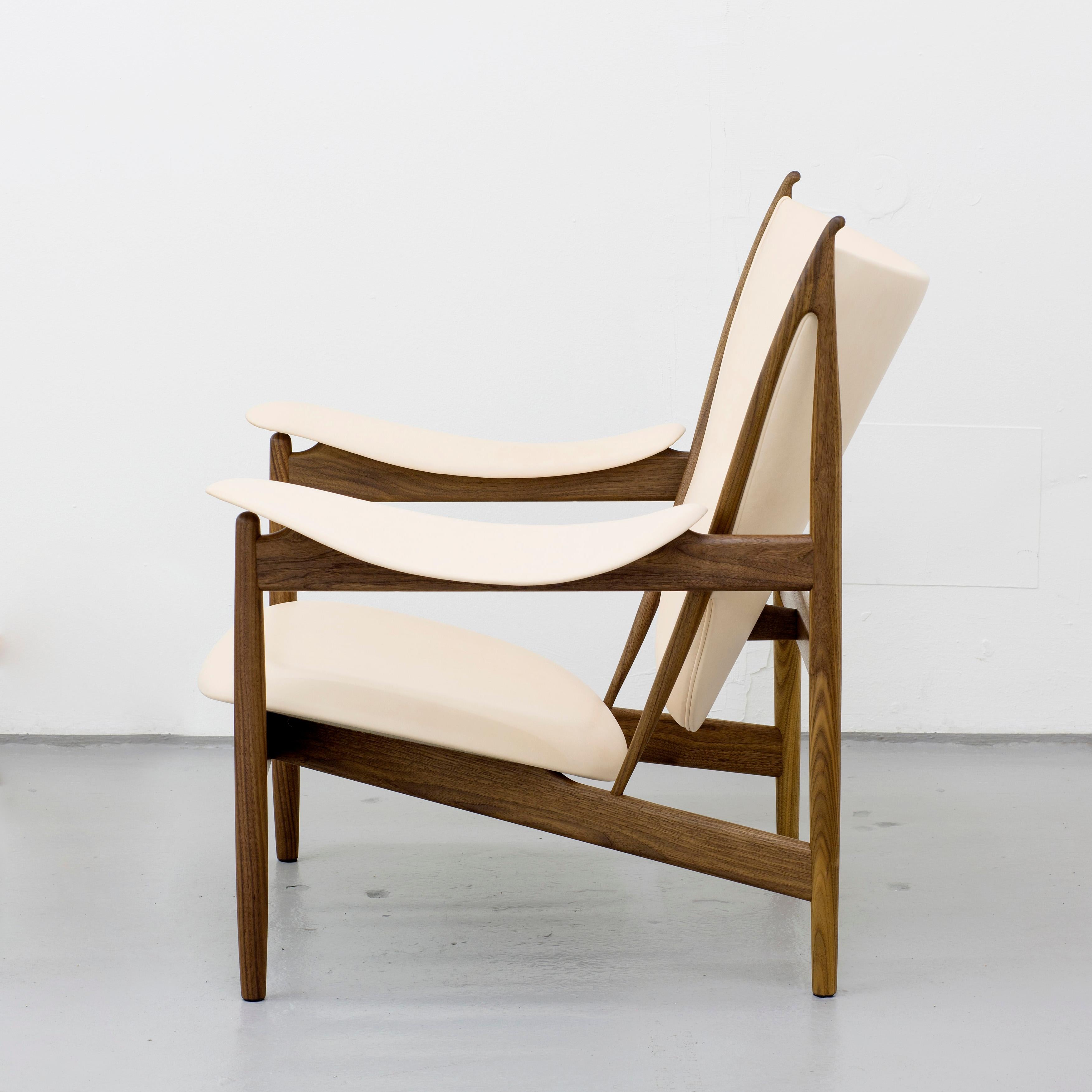 Danish Finn Juhl Chieftain Armchair, Wood and Leather