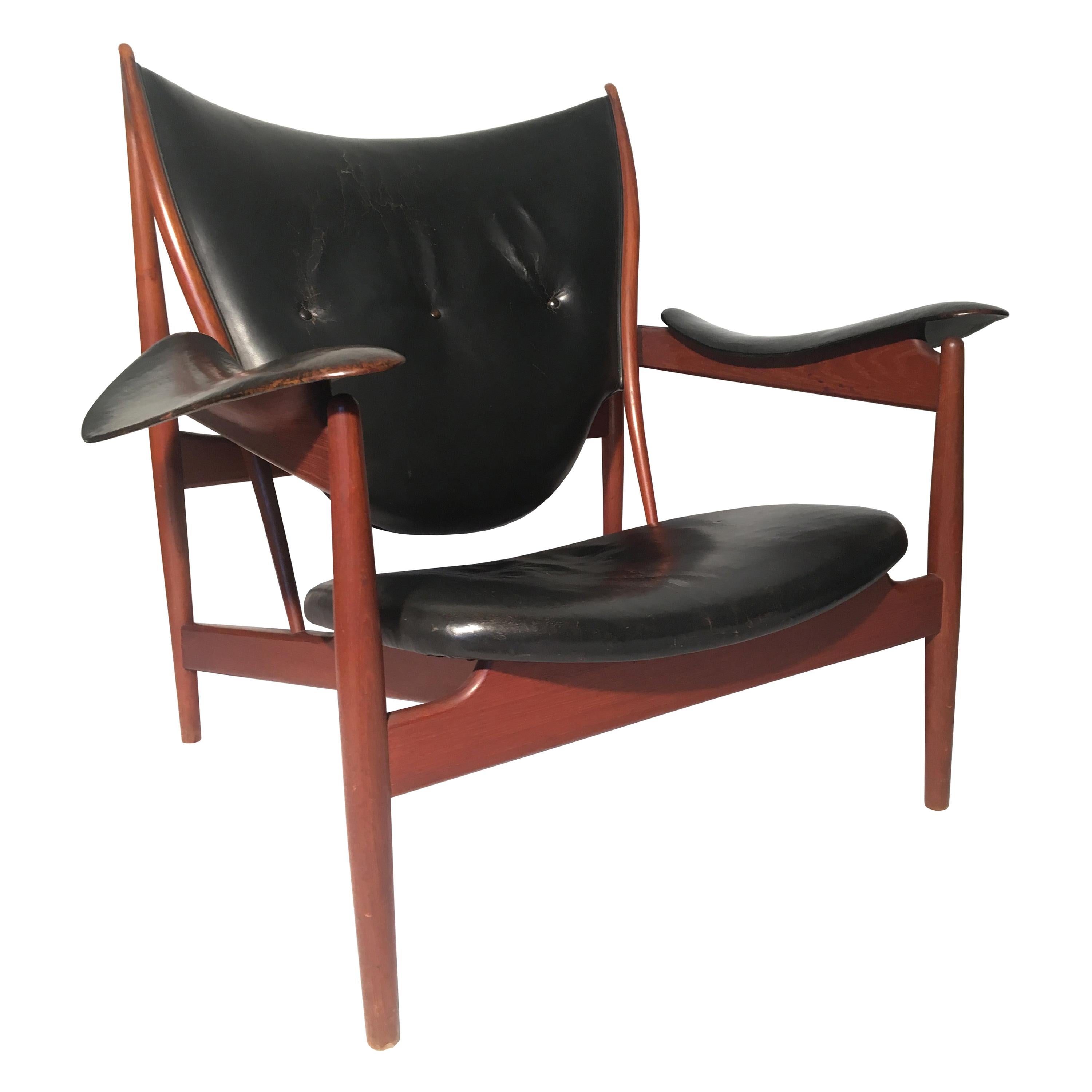 Finn Juhl Chieftain Chair for Niels Vodder in Teak and Black Leather For Sale