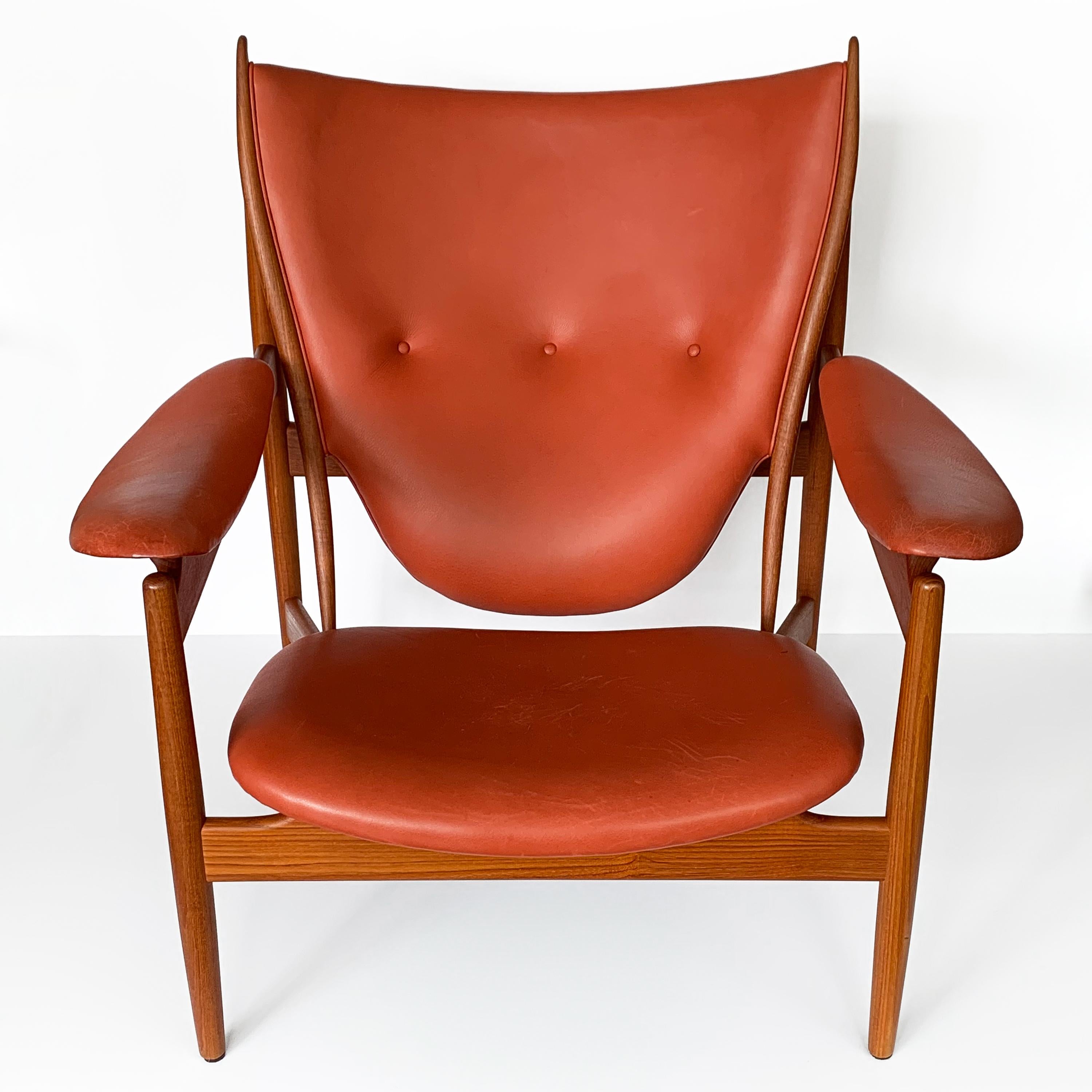 This iconic Chieftain chair in teak by Finn Juhl and manufactured by Niels Roth Andersen, circa 1990s. Originally designed in 1949 and produced by Niels Vodder. The Chieftain Chair is considered to be a seminal work in the golden age of Danish