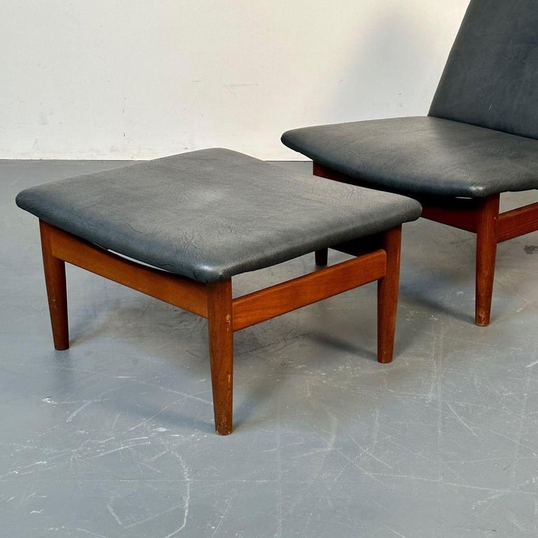 Finn Juhl Danish Mid-Century Modern Japan Lounge Chair and Ottoman 