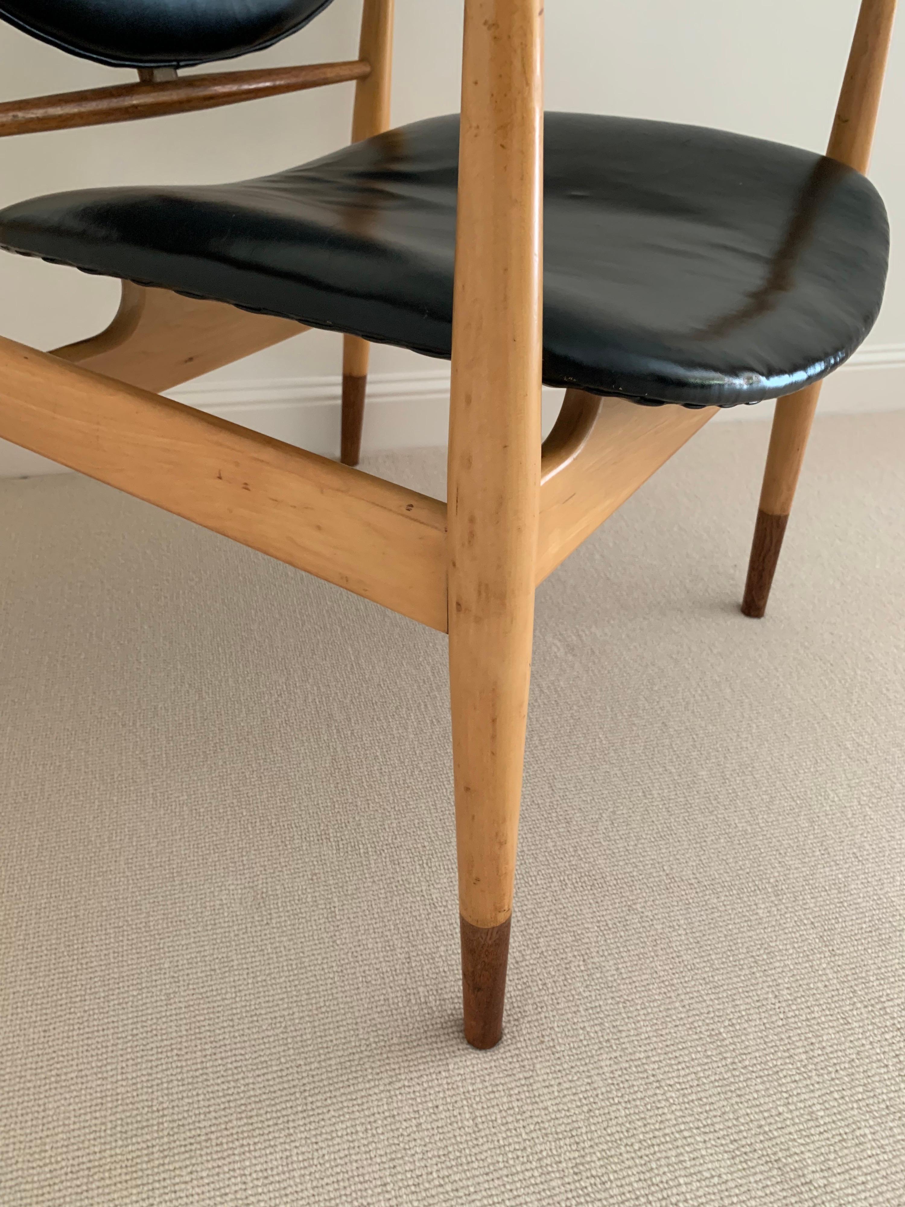 Finn Juhl Danish Mid-Century Modern Rare Maple, Walnut #48 Chair Niels Vodder 4