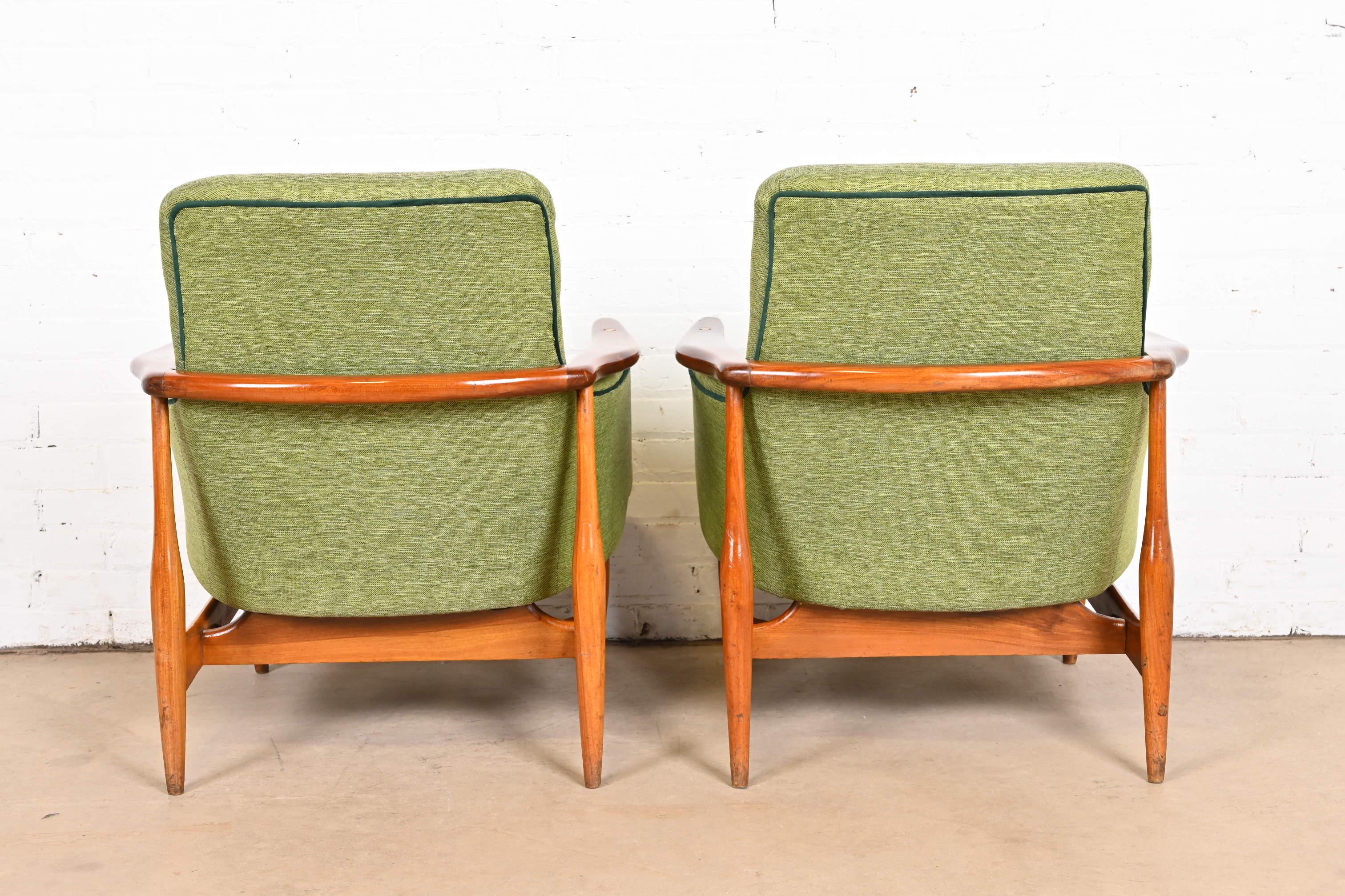 Finn Juhl Danish Modern Upholstered Teak Lounge Chairs, Pair For Sale 4