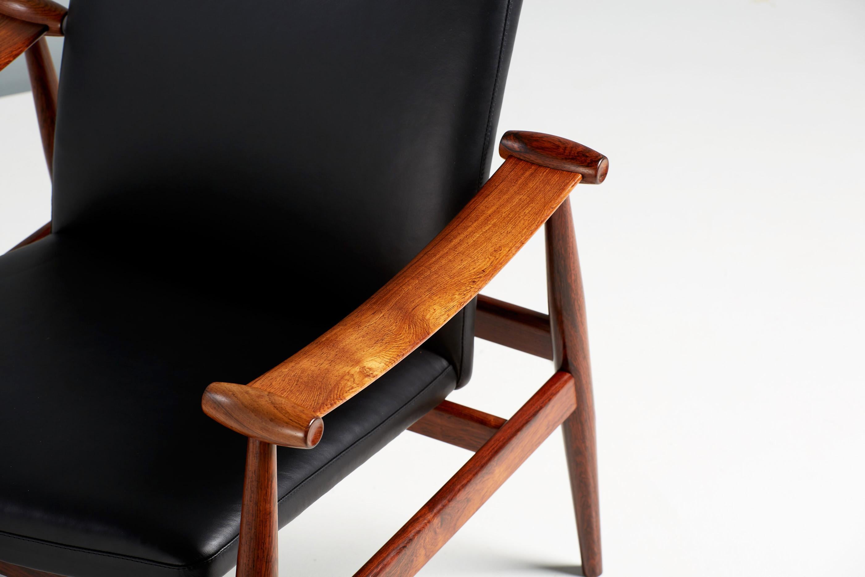 Mid-20th Century Finn Juhl Danish Rosewood Spade Chair, circa 1960s For Sale