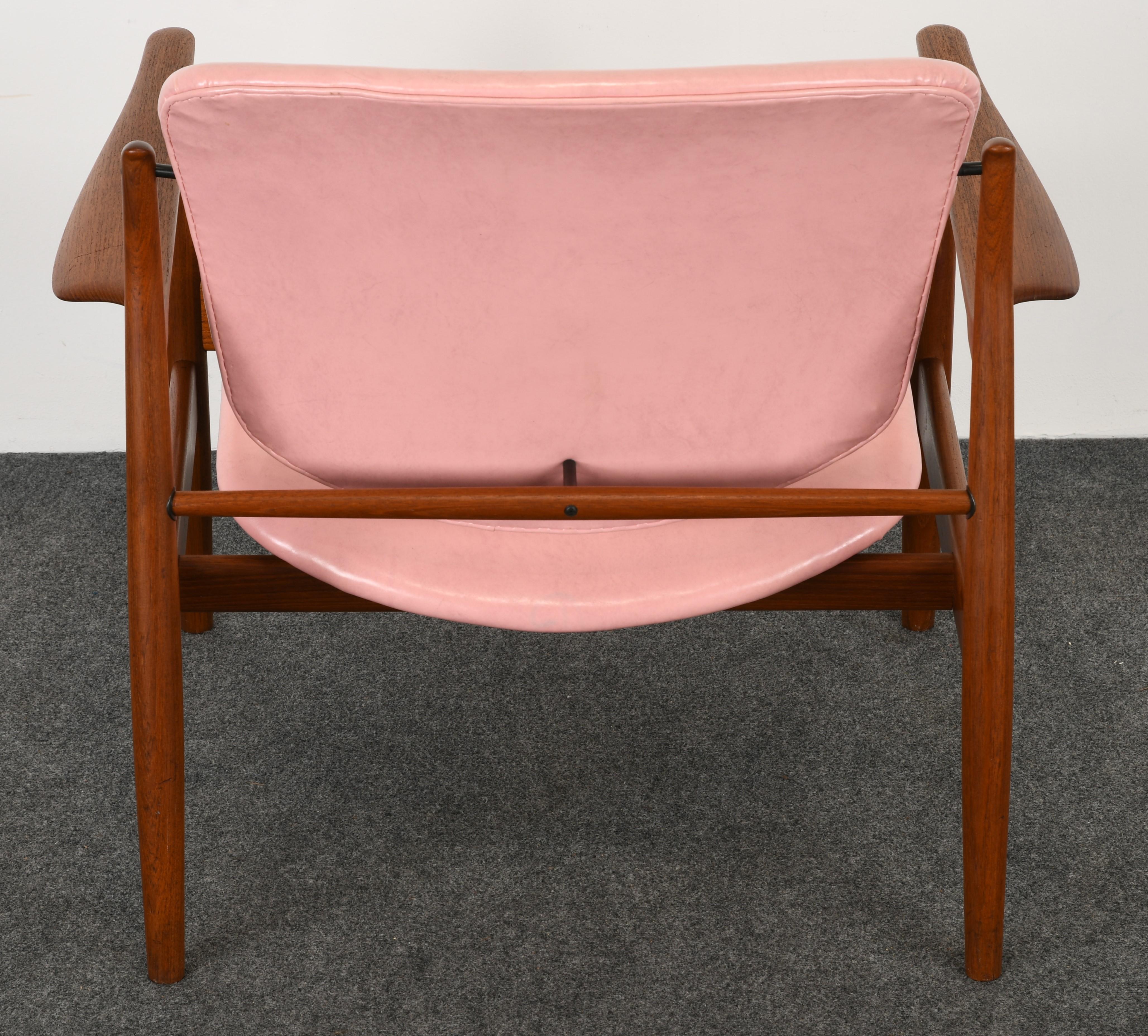 Finn Juhl Danish Teak FD 136 Chair, 1950s 4