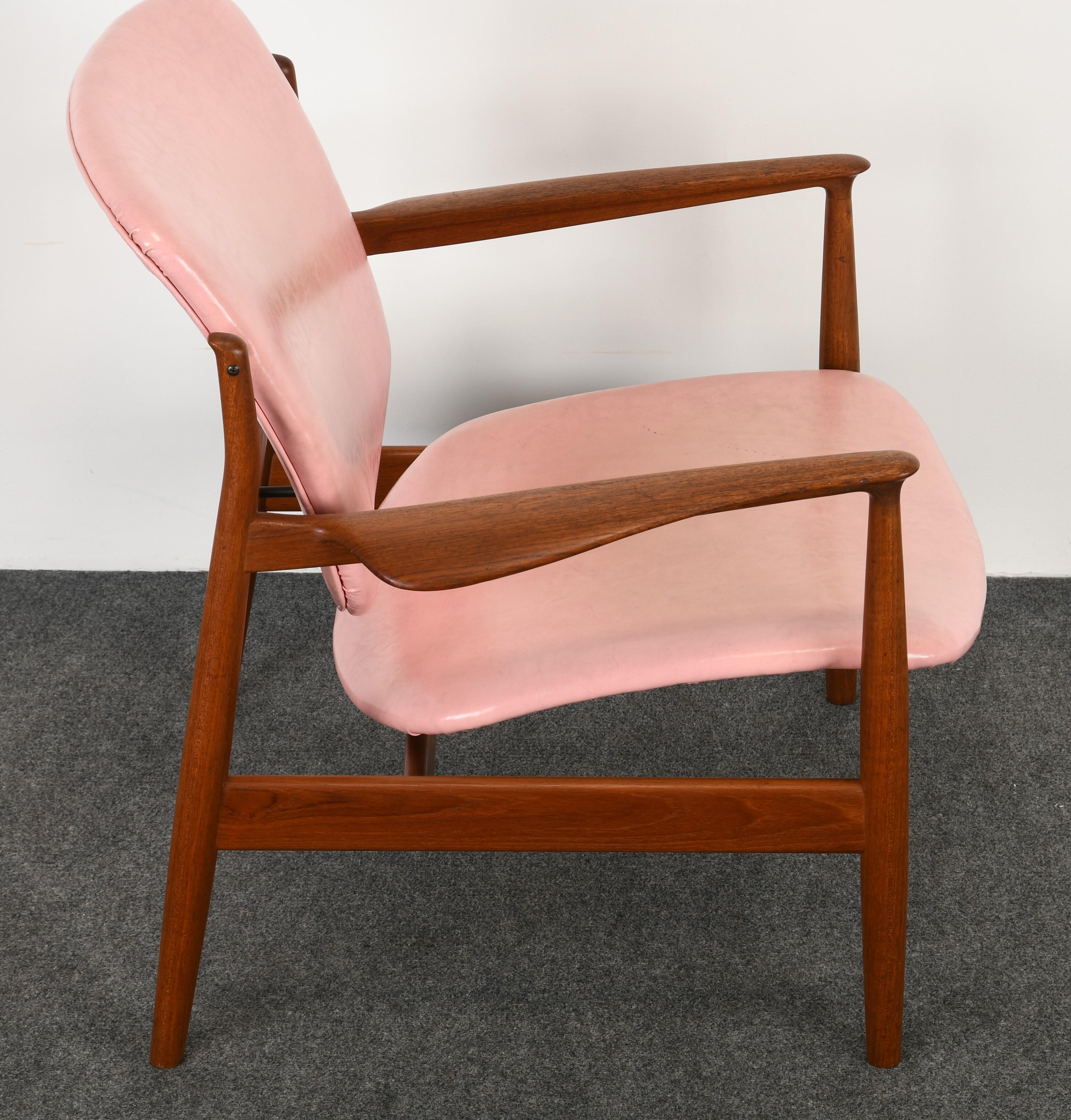 Finn Juhl Danish Teak FD 136 Chair, 1950s In Good Condition In Hamburg, PA