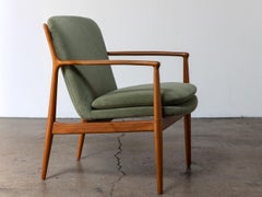 Fauteuil « Delegate » de Finn Juhl, fabriqué par Baker Furniture, en noyer, style moderne des années 1950