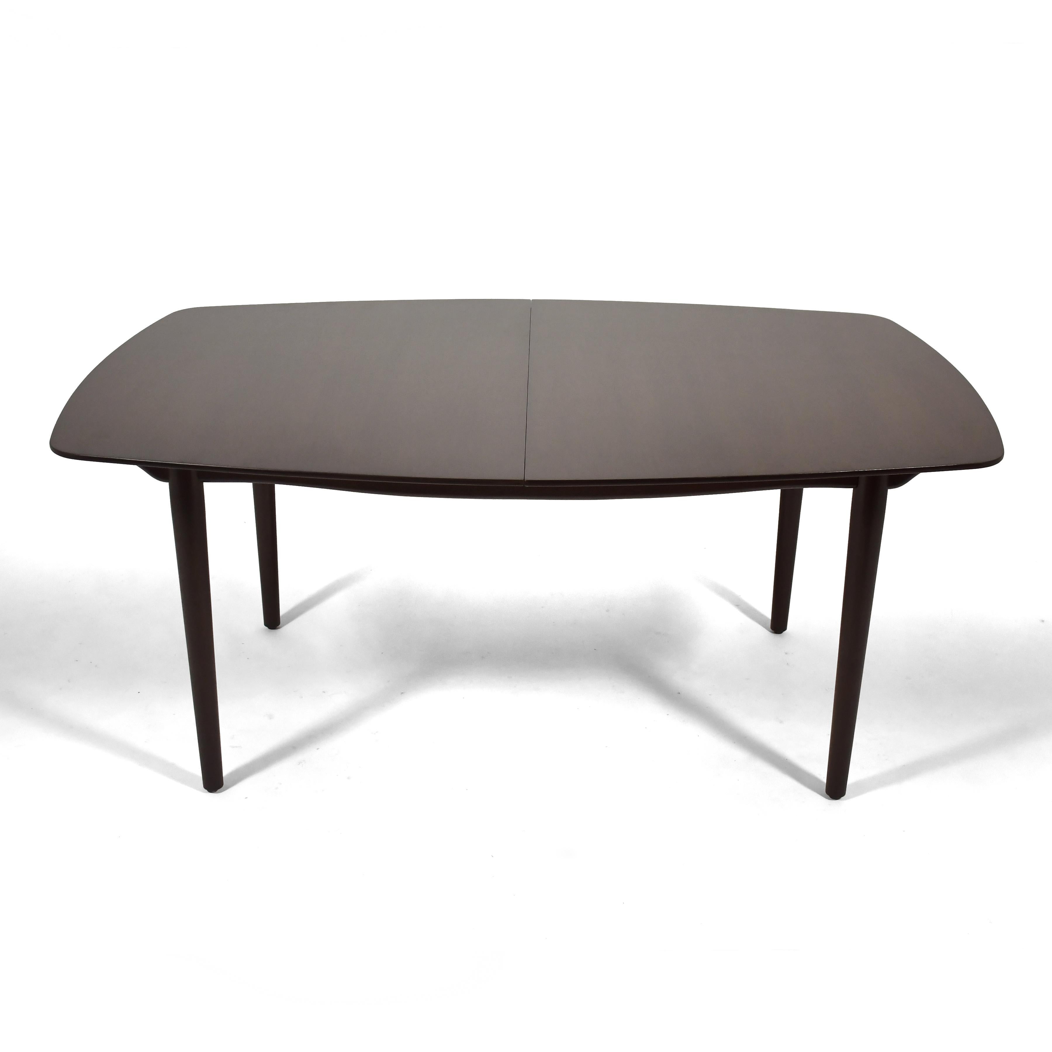 Scandinave moderne Table de salle à manger Finn Juhl par Baker Furniture en vente