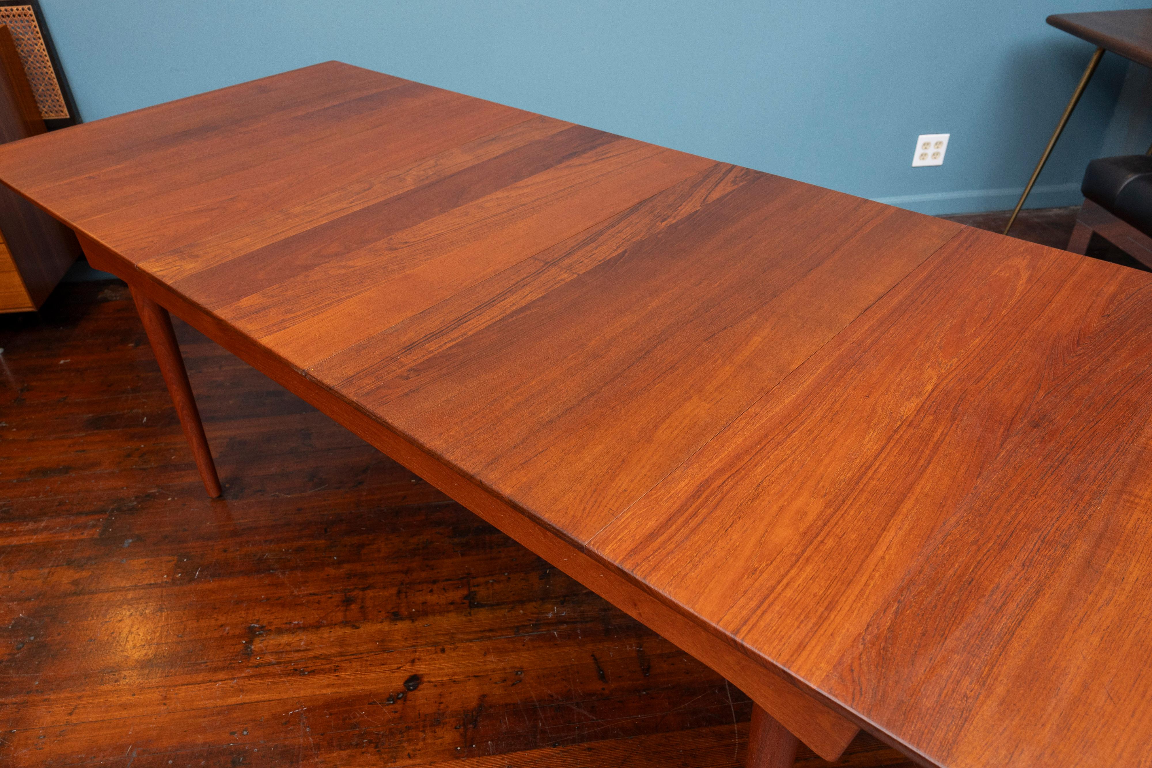 Finn Juhl Dining Table for France & Son For Sale 4