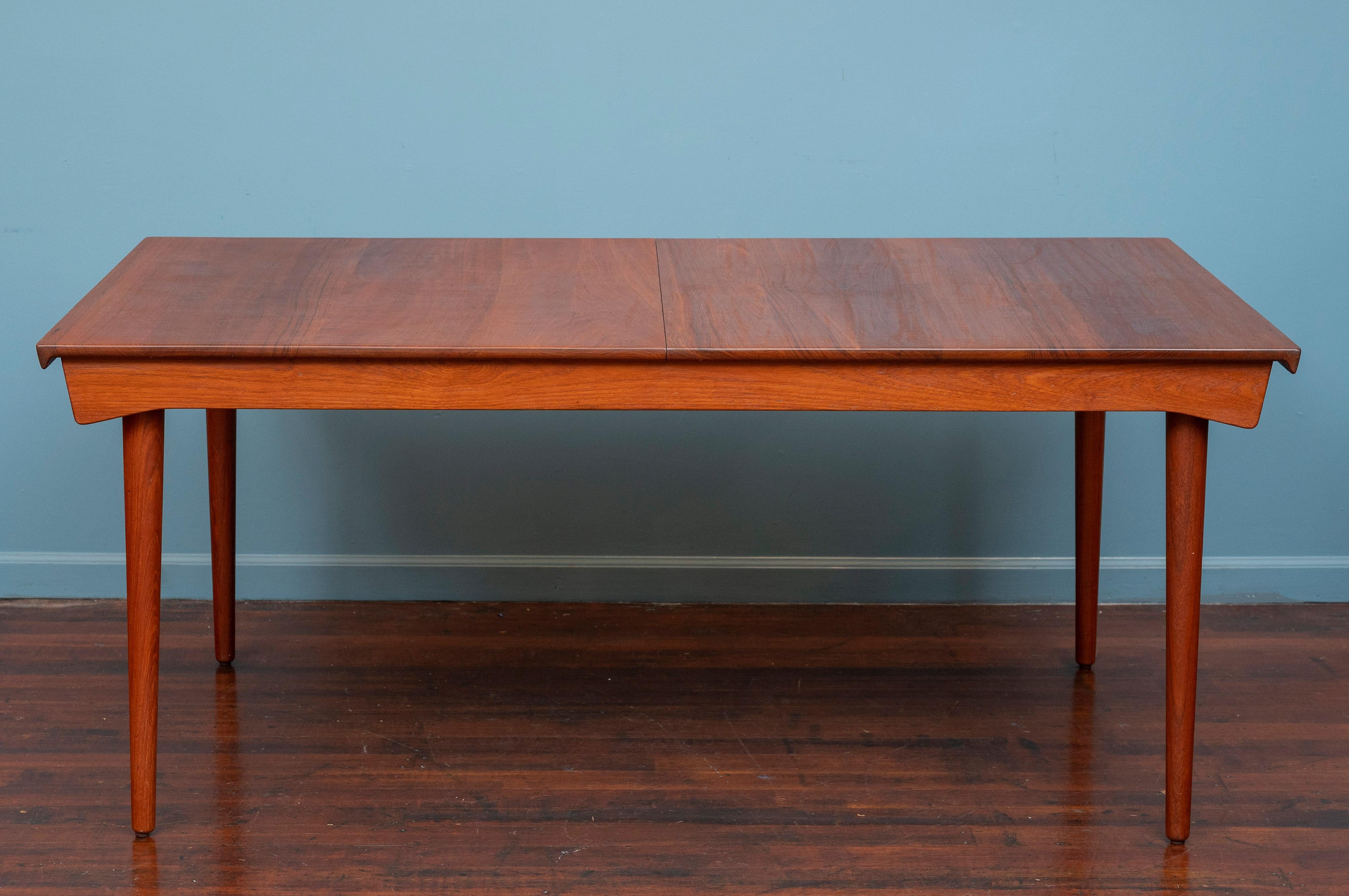 Danish Finn Juhl Dining Table for France & Son For Sale