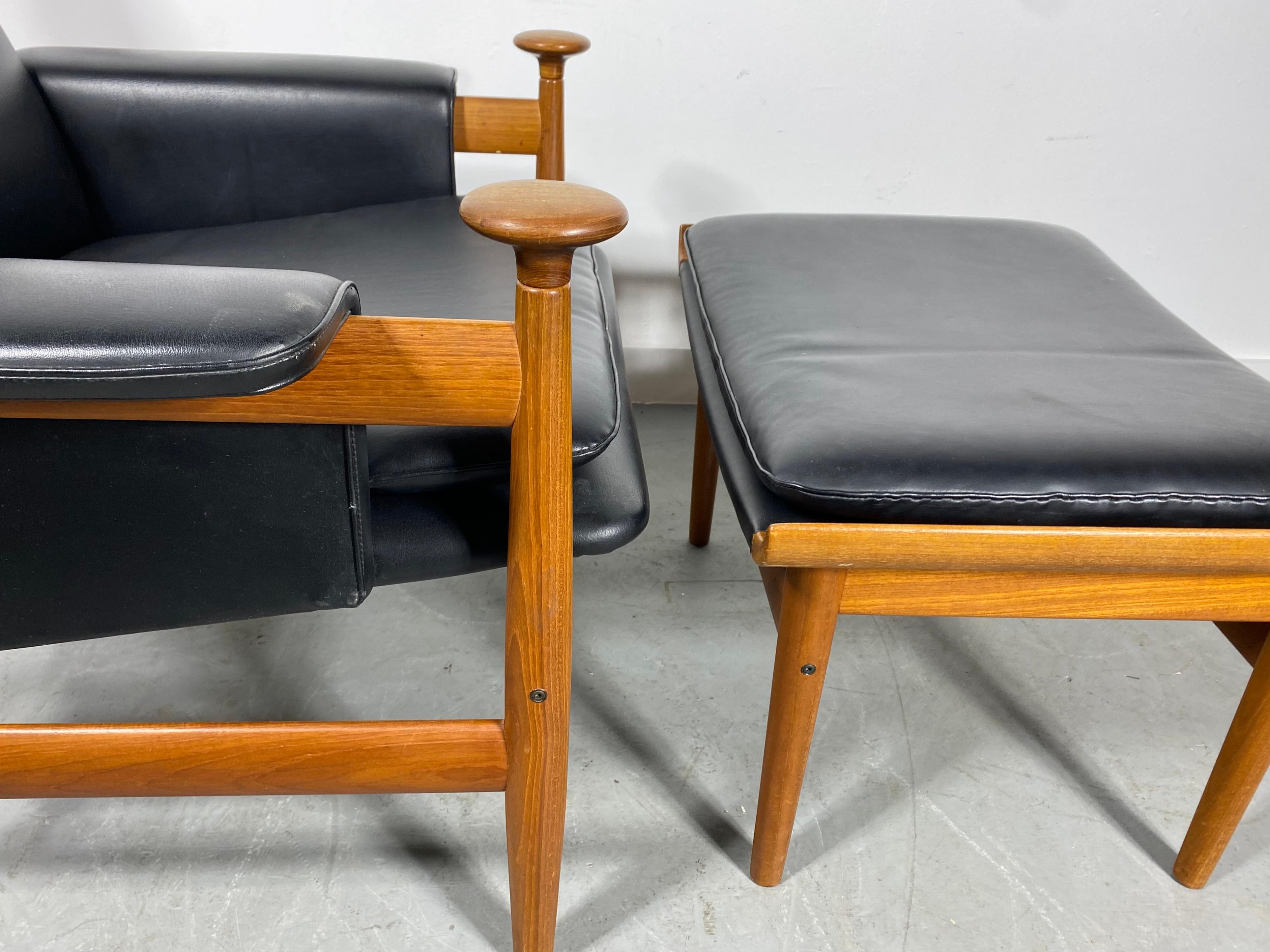 Scandinavian Modern Finn Juhl Easy Chair and Ottoman Bwana by France & Daverkosen / Denmark