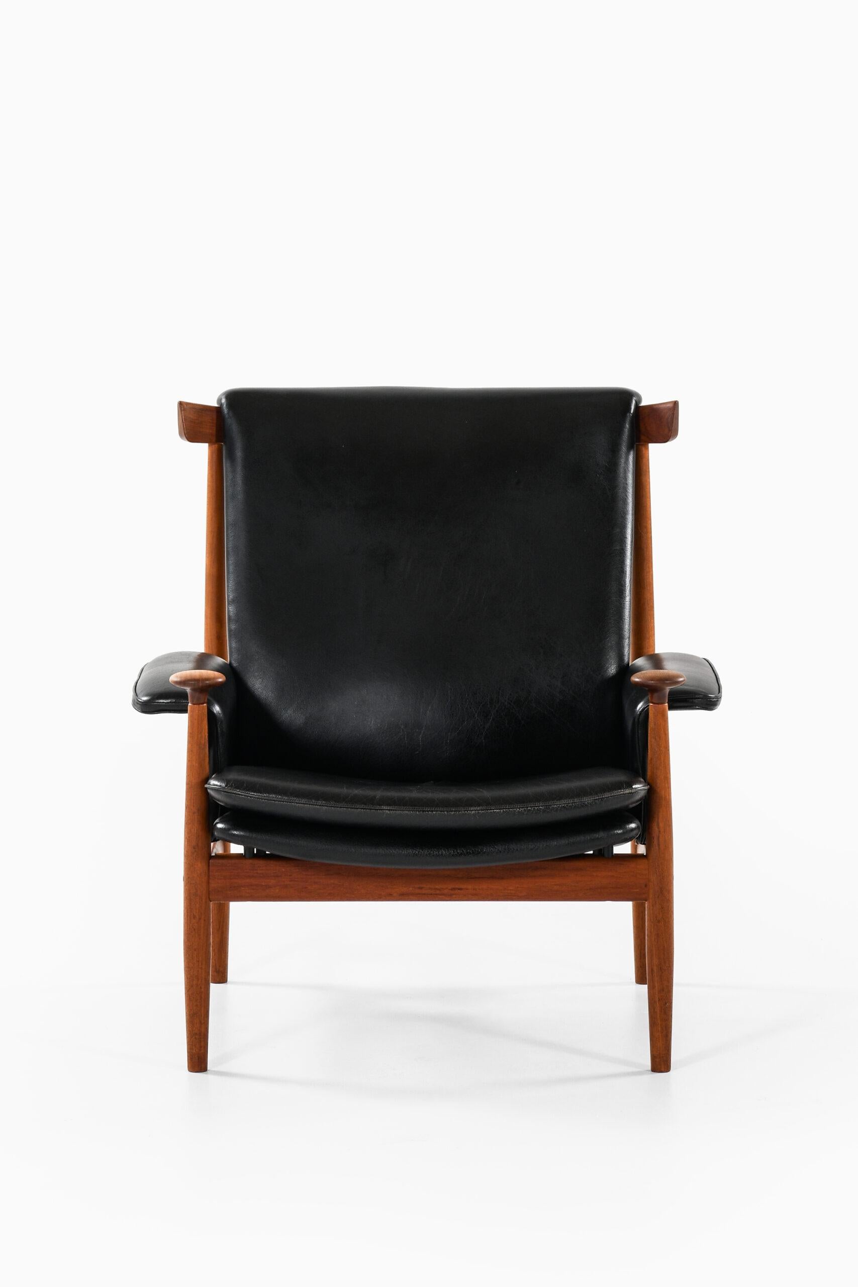 Rare easy chair model Bwana designed by Finn Juhl. Produced by France & Daverkosen in Denmark.