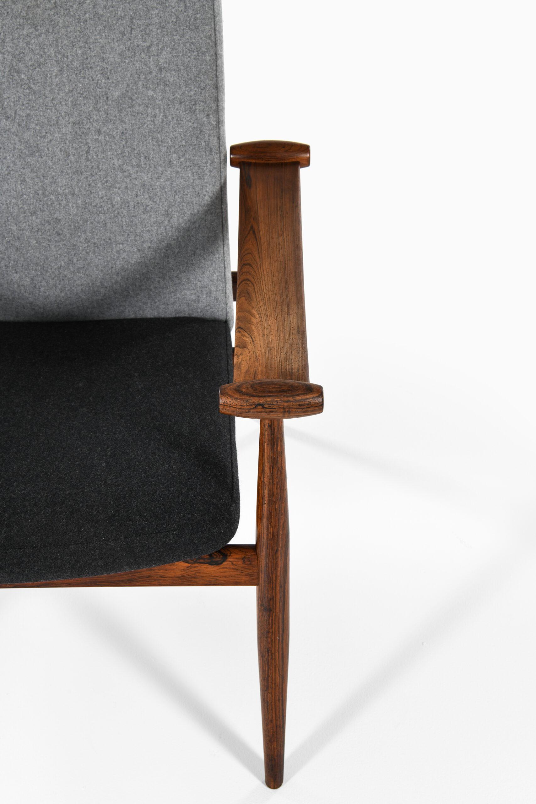 Danish Finn Juhl Easy Chair Model 'Spade' Produced by France & Son For Sale