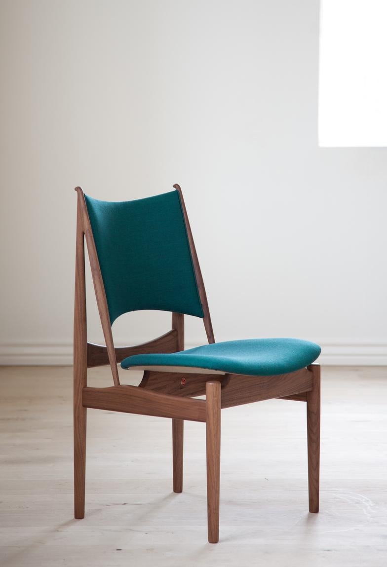 Scandinavian Modern Finn Juhl Egypetian Chair in Wood and Fabric