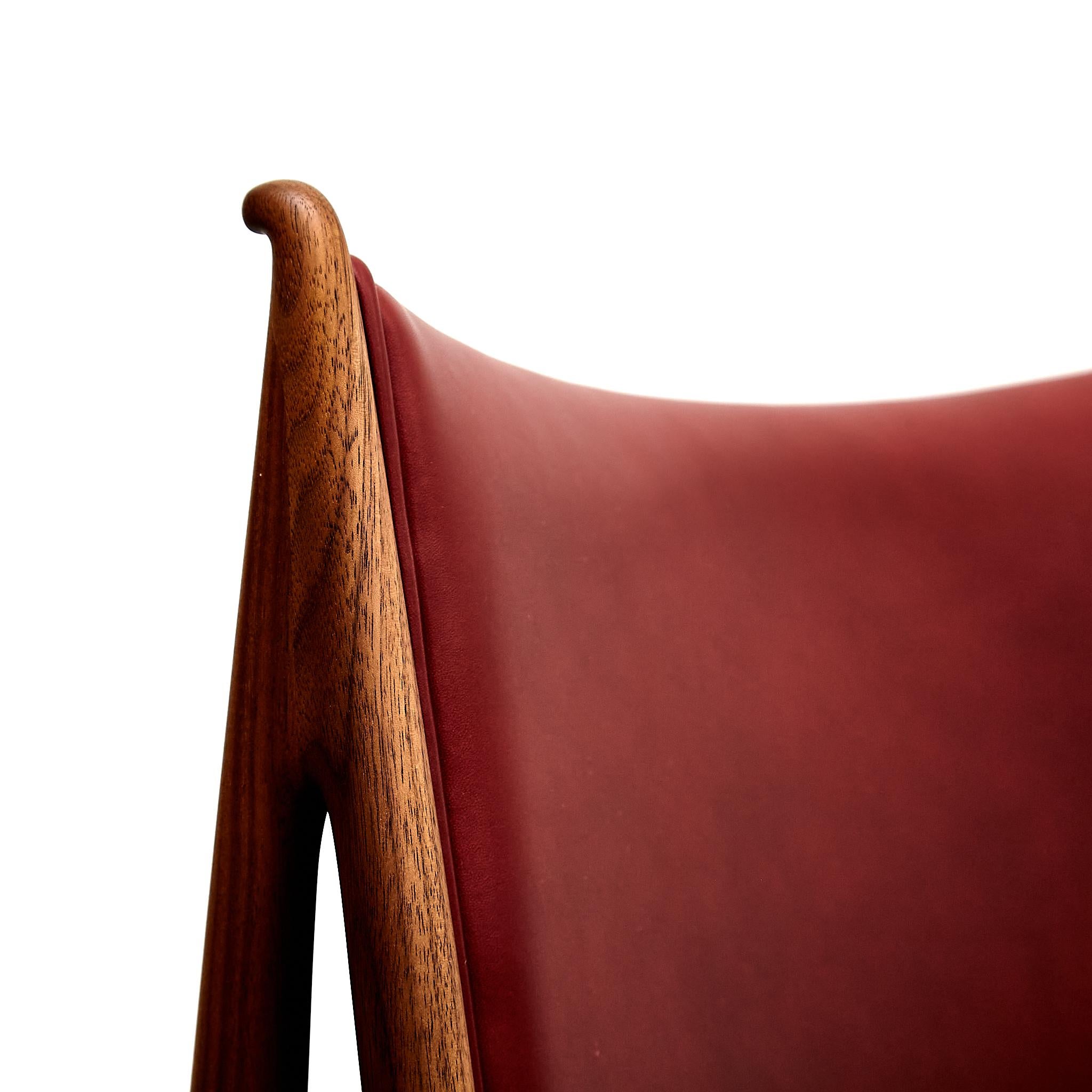 Chaise égyptienne Finn Juhls en Wood Wood et cuir rouge foncé en vente 8