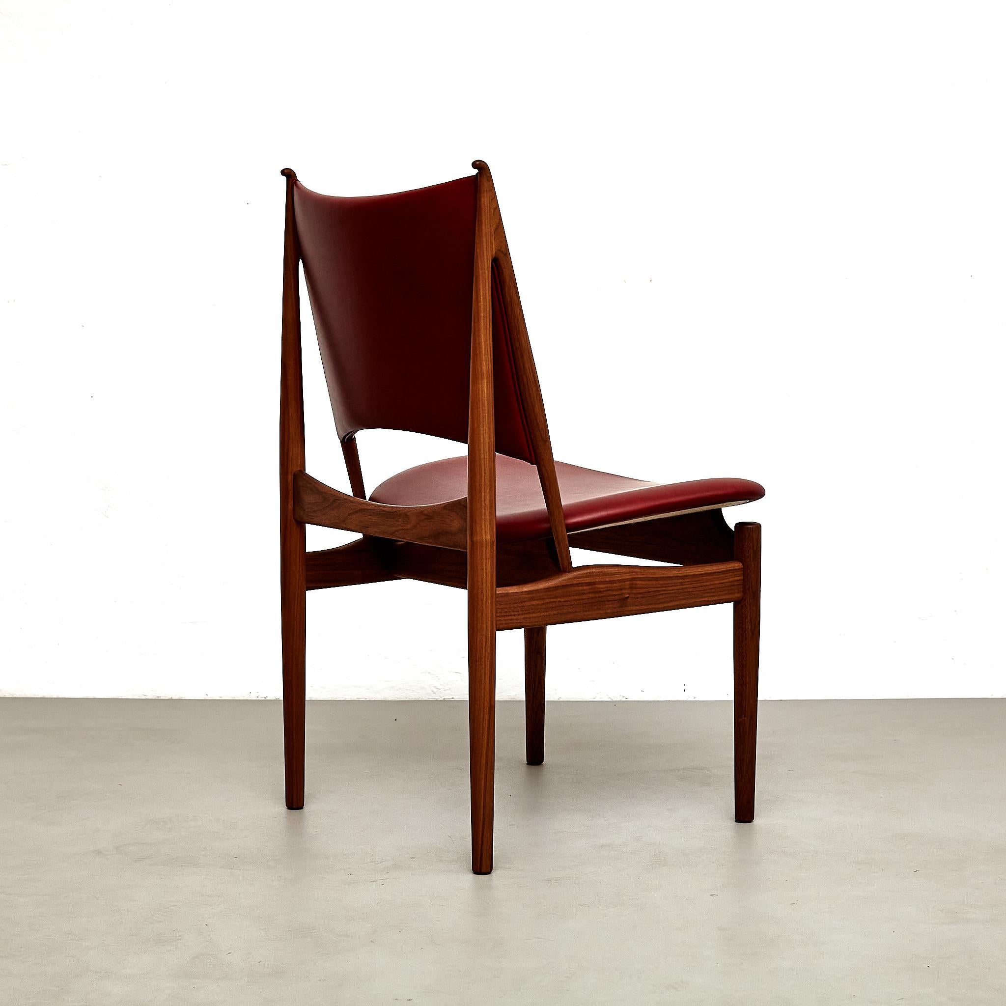 Chaise égyptienne Finn Juhls en Wood Wood et cuir rouge foncé en vente 2