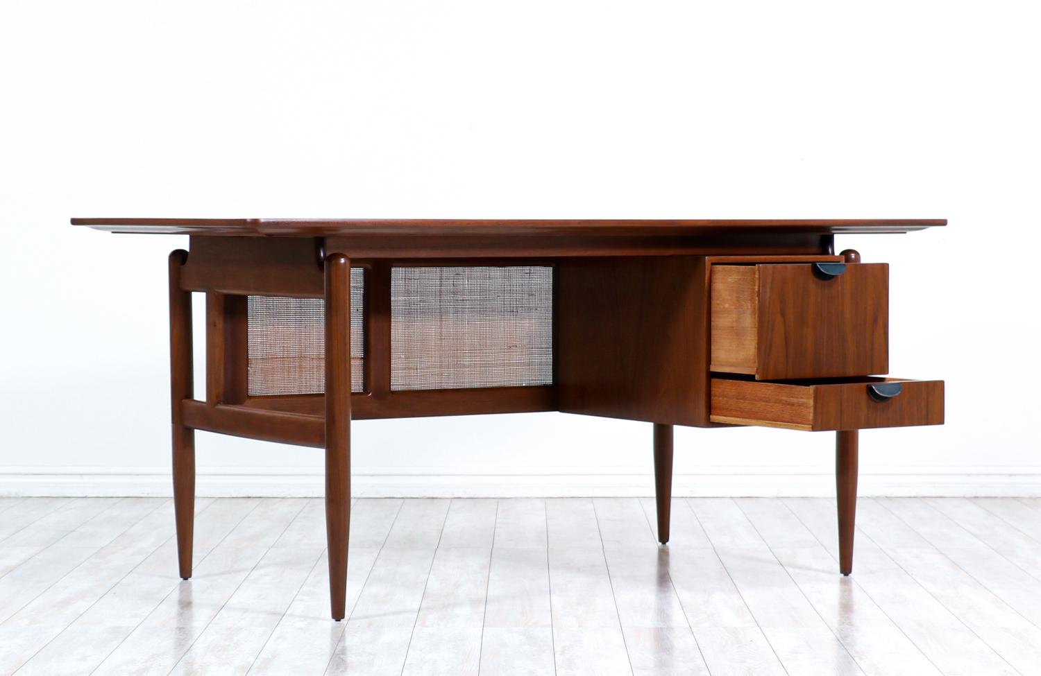 Mid-Century Modern Finn Juhl Executive Walnut Desk with Original Caning for Baker Furniture