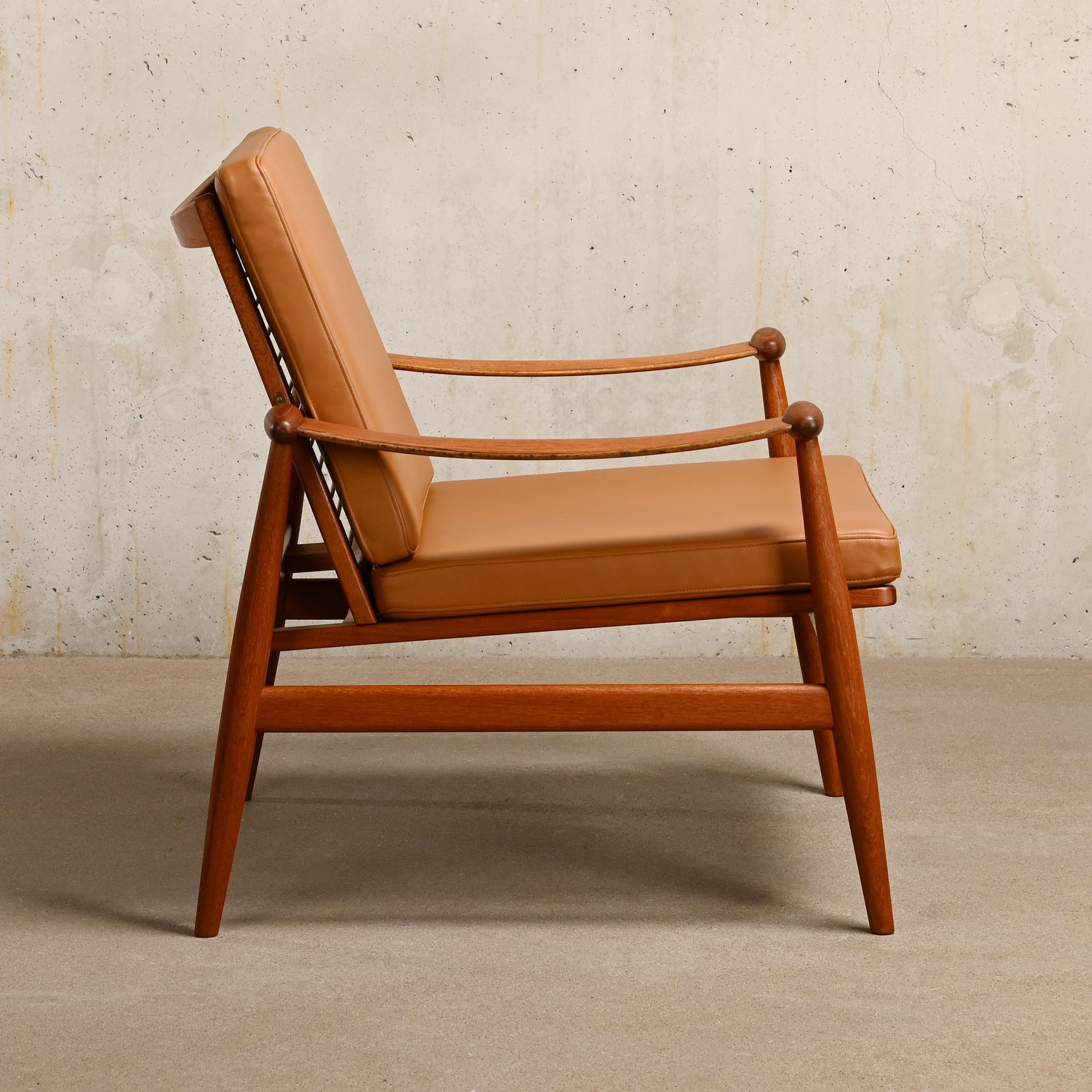 Scandinavian Modern Finn Juhl FD-133 Easy Chair in Teak and Cognac Leather for France & Daverkosen For Sale