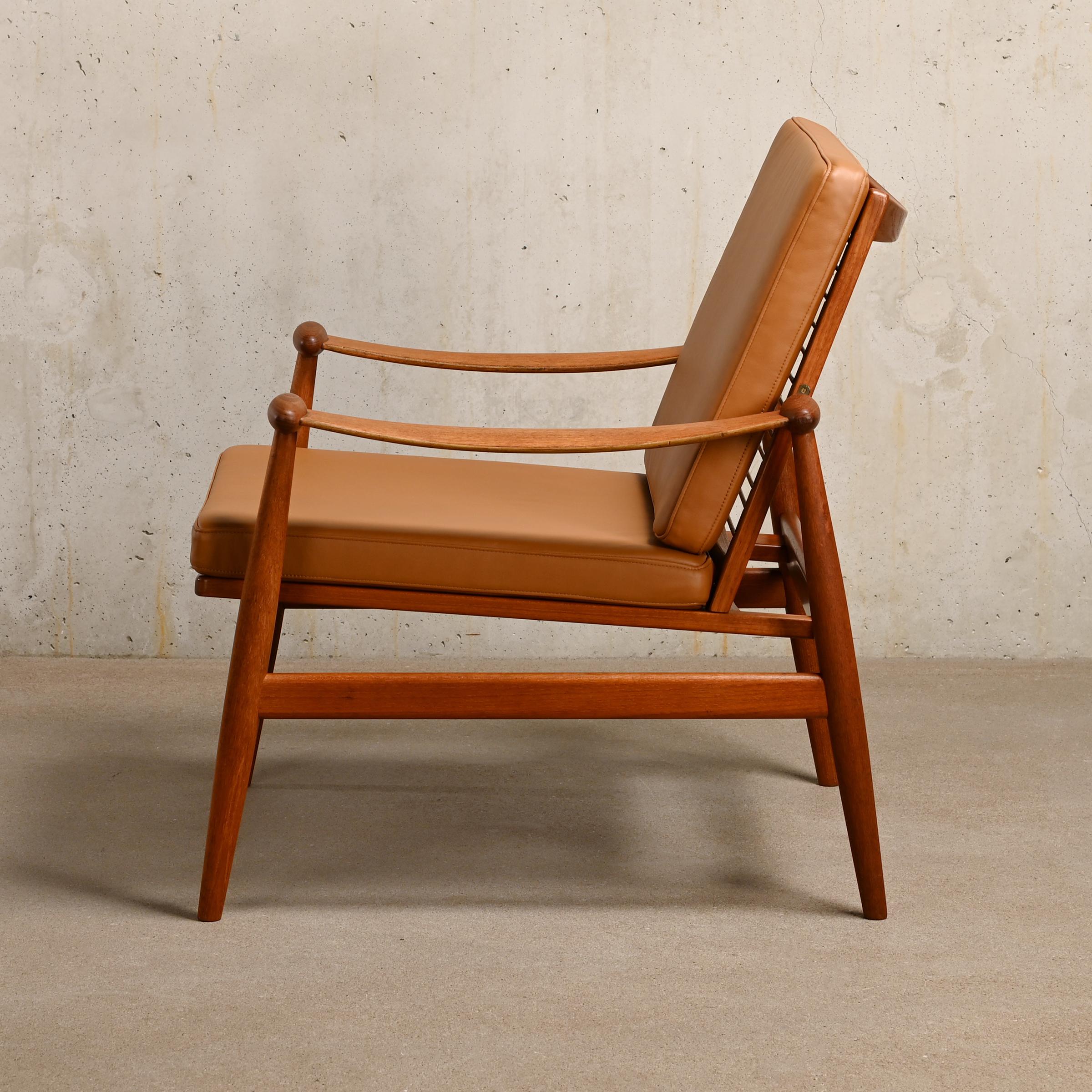 Finn Juhl FD-133 Easy Chair in Teak and Cognac Leather for France & Daverkosen For Sale 1