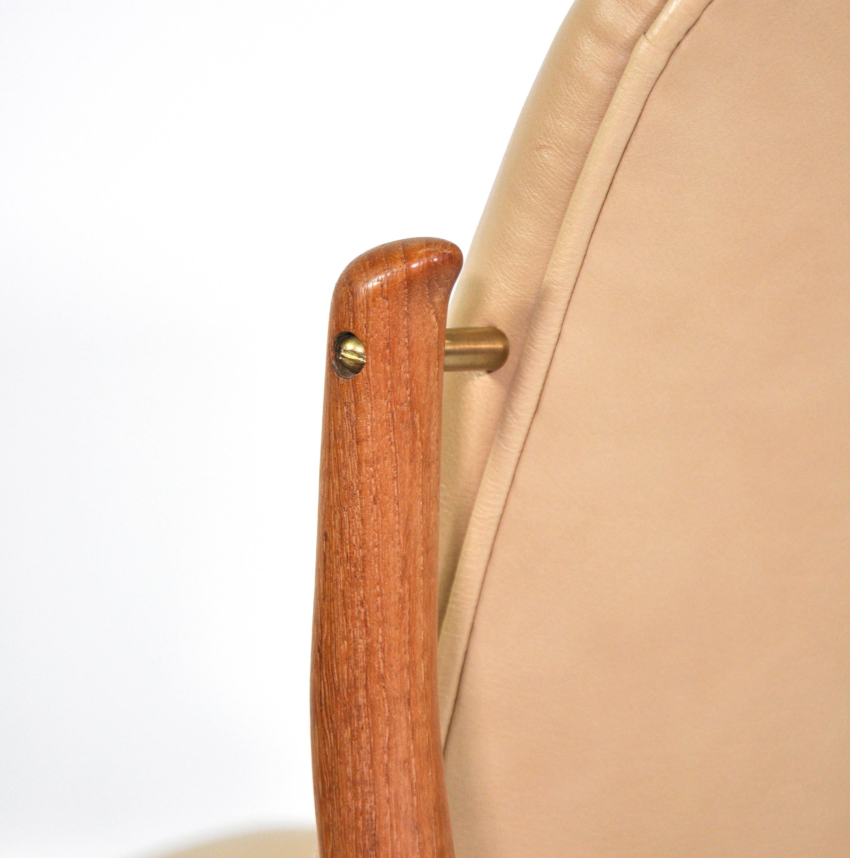 Finn Juhl FD 136 Tan Leather and Teak Lounge Chair 10