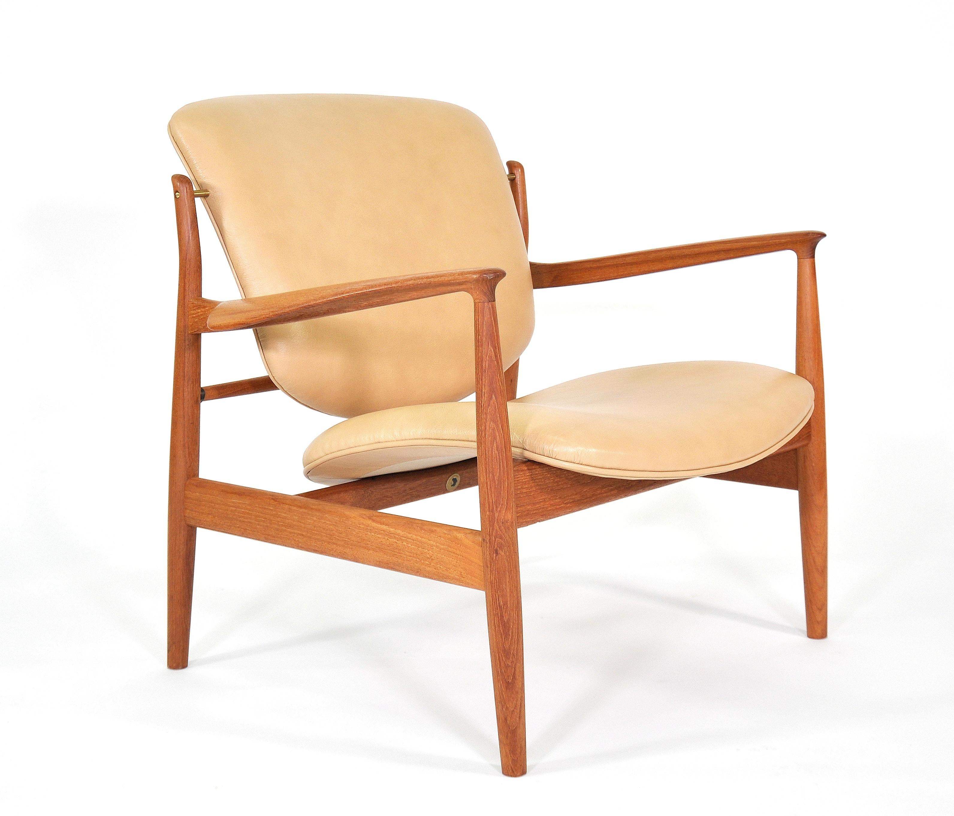Finn Juhl FD 136 Tan Leather and Teak Lounge Chair 1