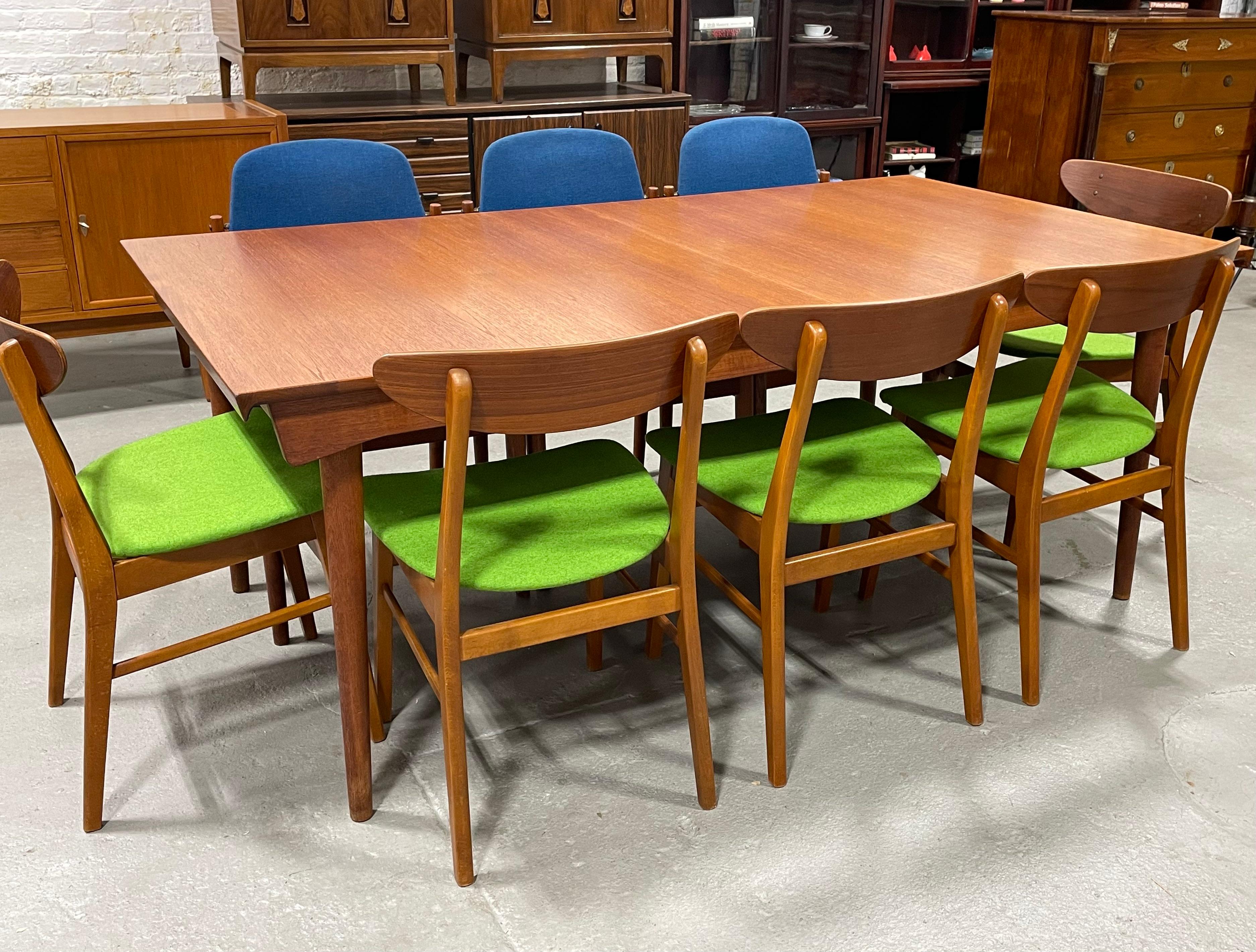 Finn Juhl FD 540 Esstisch aus Teakholz von France & Son, ca. 1950er Jahre im Angebot 8