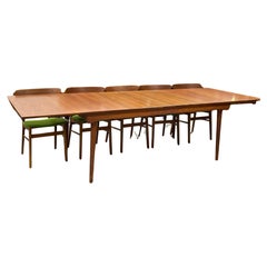 Finn Juhl FD 540 Mesa de comedor extensible de teca de France & Son, c. 1950