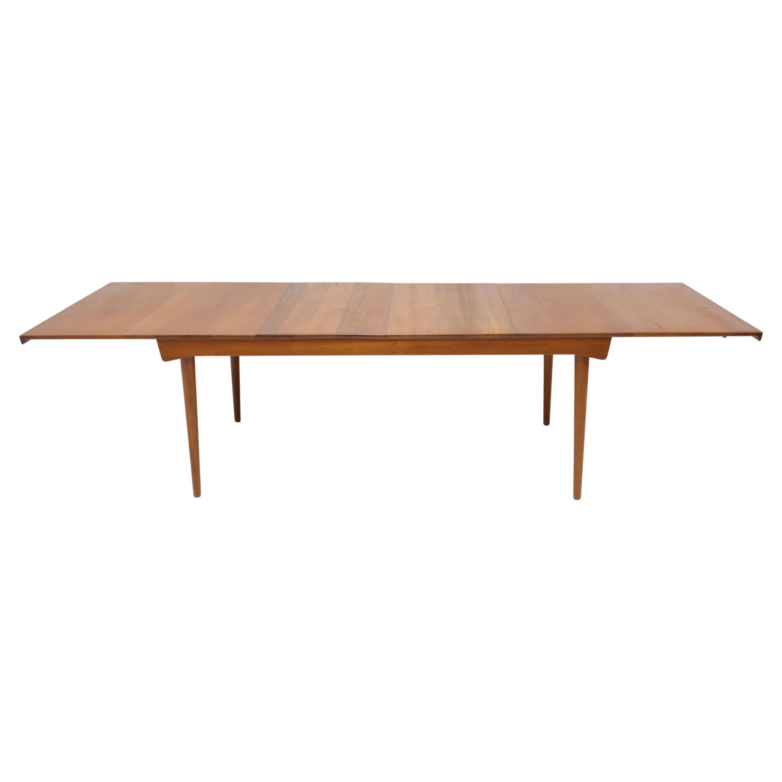 Table de salle à manger à rallonge en teck Finn Juhl FD 540 de France & Son en vente